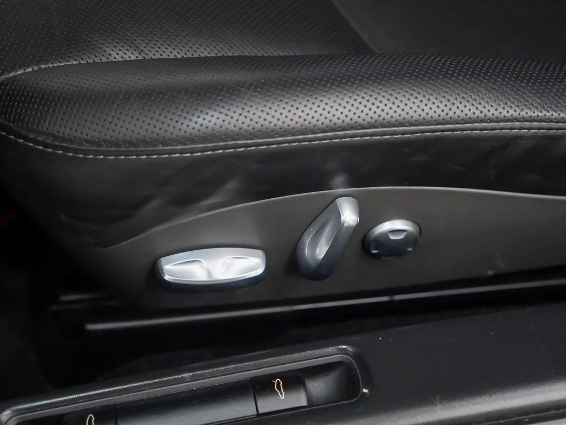 mph020_3960555302_ob_Qcaj_Fbfw_A_Qc3_ZU_5_L8_C_H_Hhi_Lw_994fb144f5