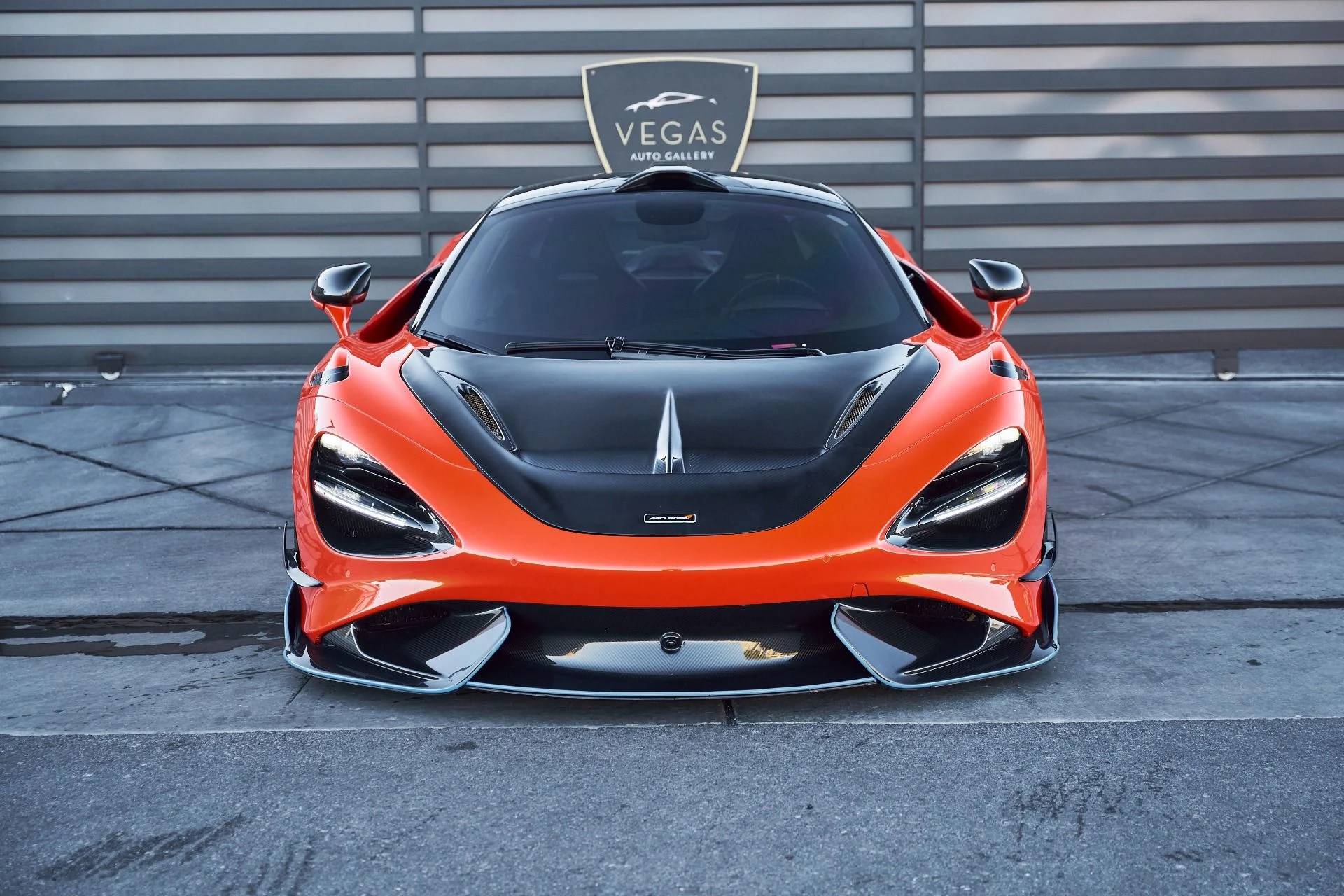 mph020_3962410211_Used_2021_Mc_Laren_765_LT_Base_1768445488_ac906a5903