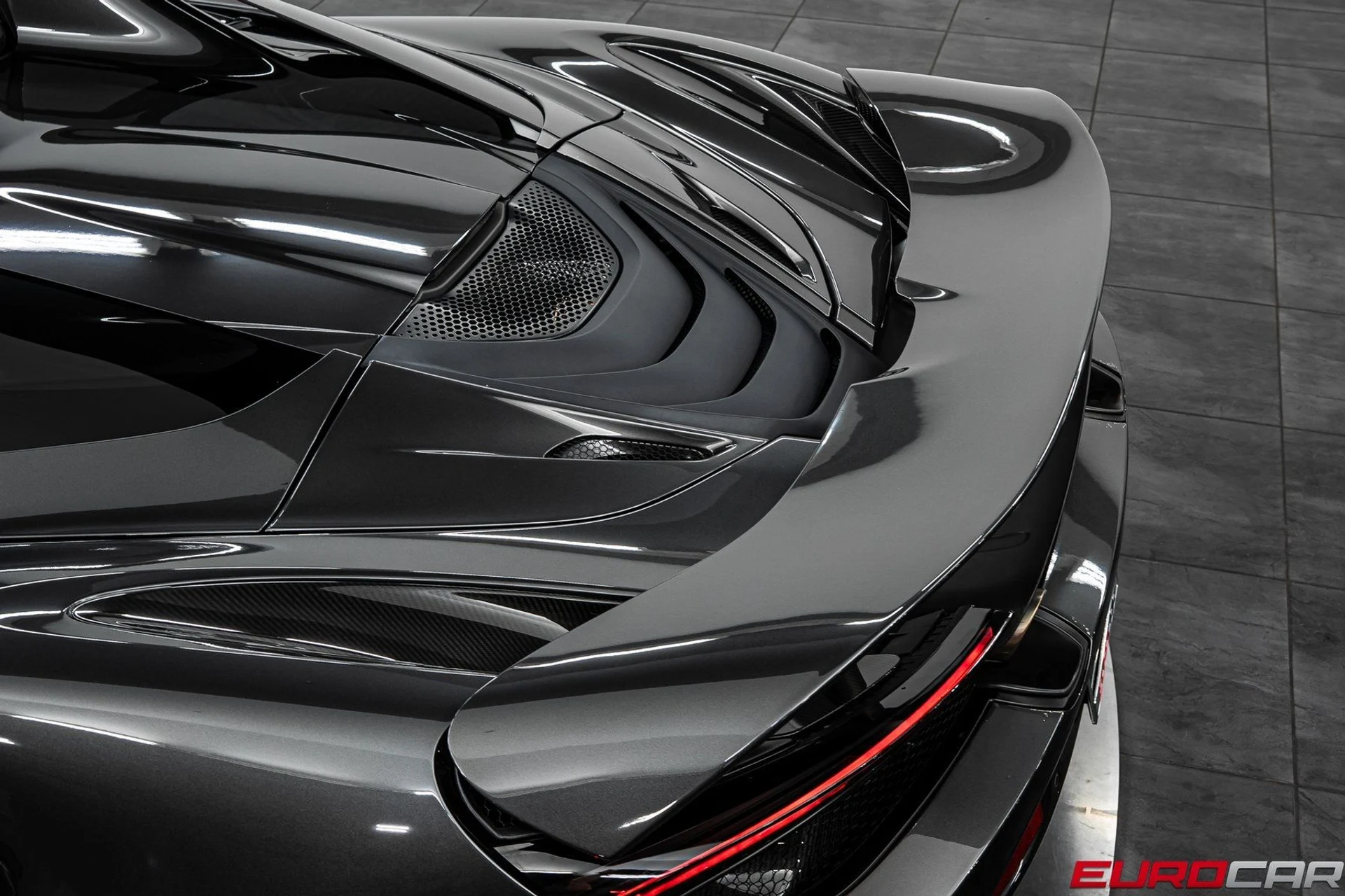 mph020_3969482794_image_21_55d492810c