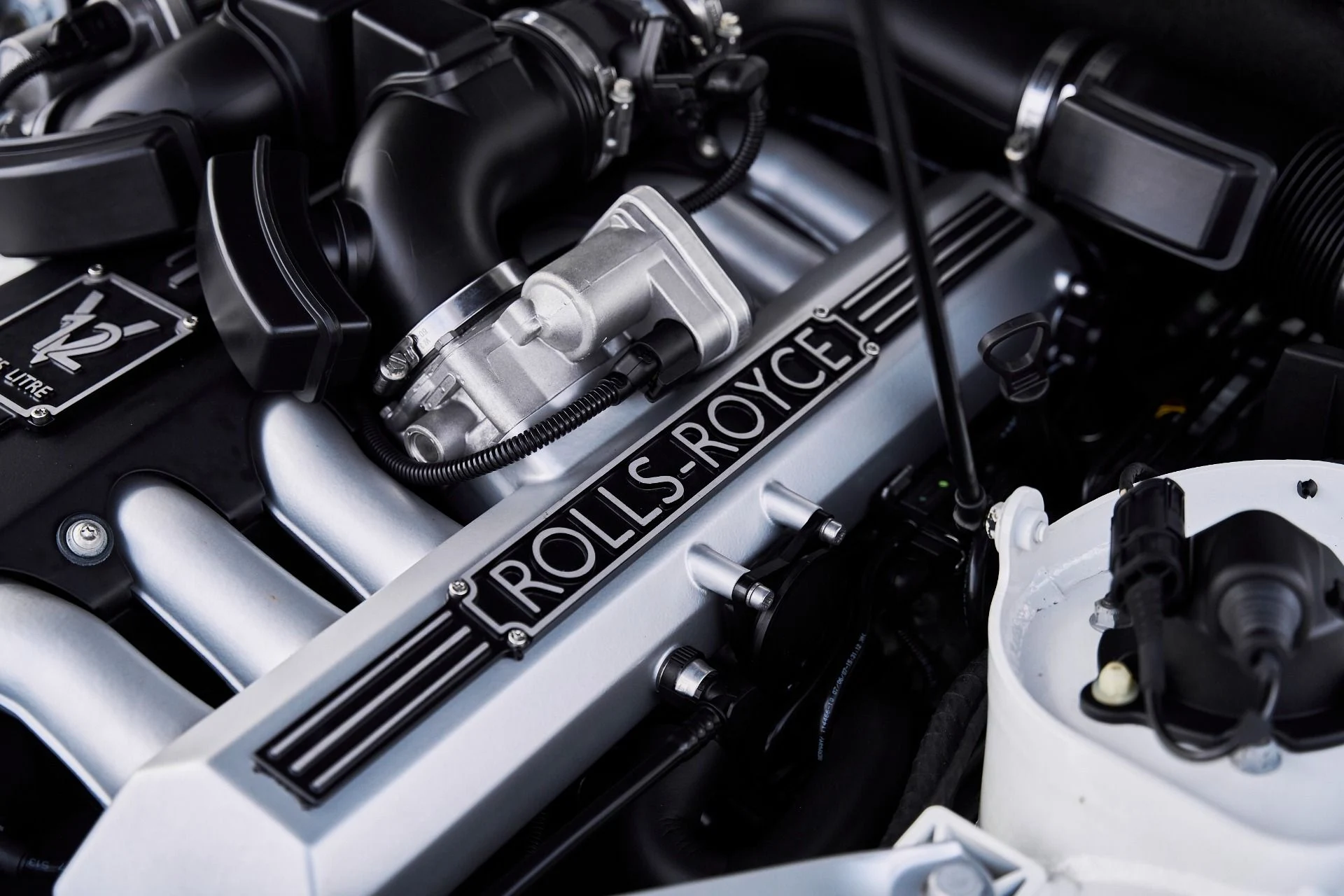 mph020_3971721030_Used_2008_Rolls_Royce_Phantom_Drophead_Coupe_Base_1769135997_f053dd3843