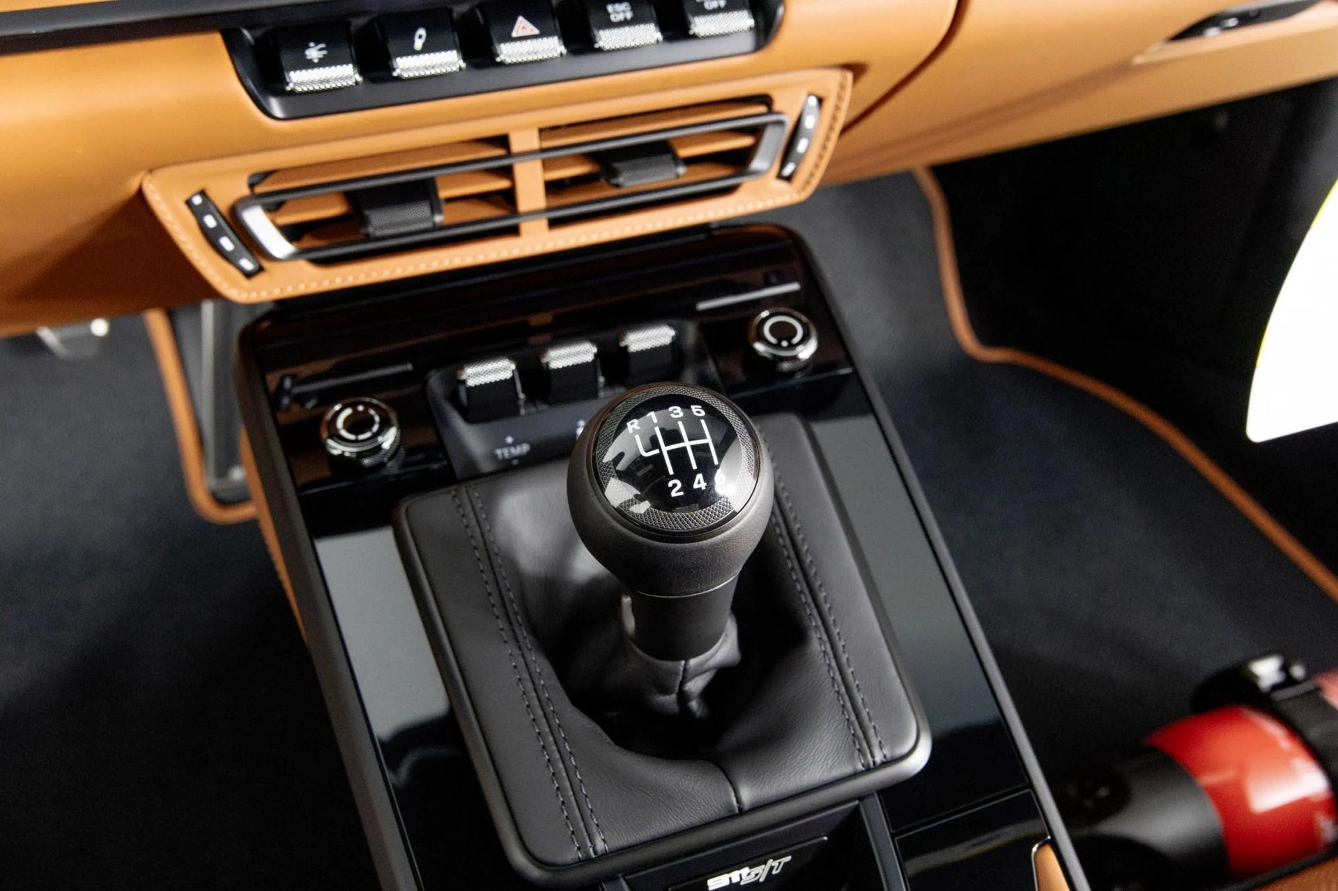 mph020_3977497111_Used_2024_Porsche_911_ST_1761006462_4267a54e29