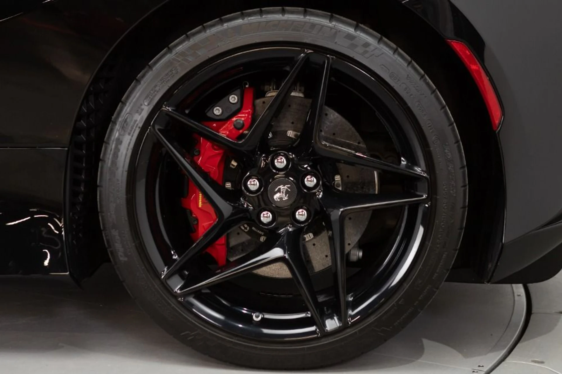 mph020_3980645616_Used_2021_Ferrari_F8_Spider_64d1e278b5