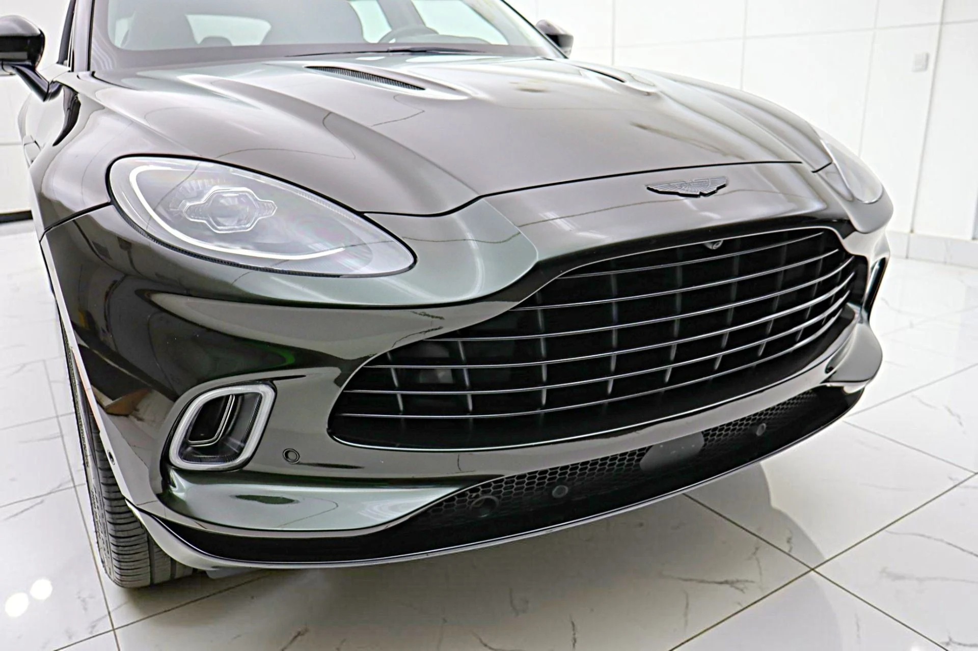 mph020_3991938895_Used_2021_Aston_Martin_DBX_e29b698829