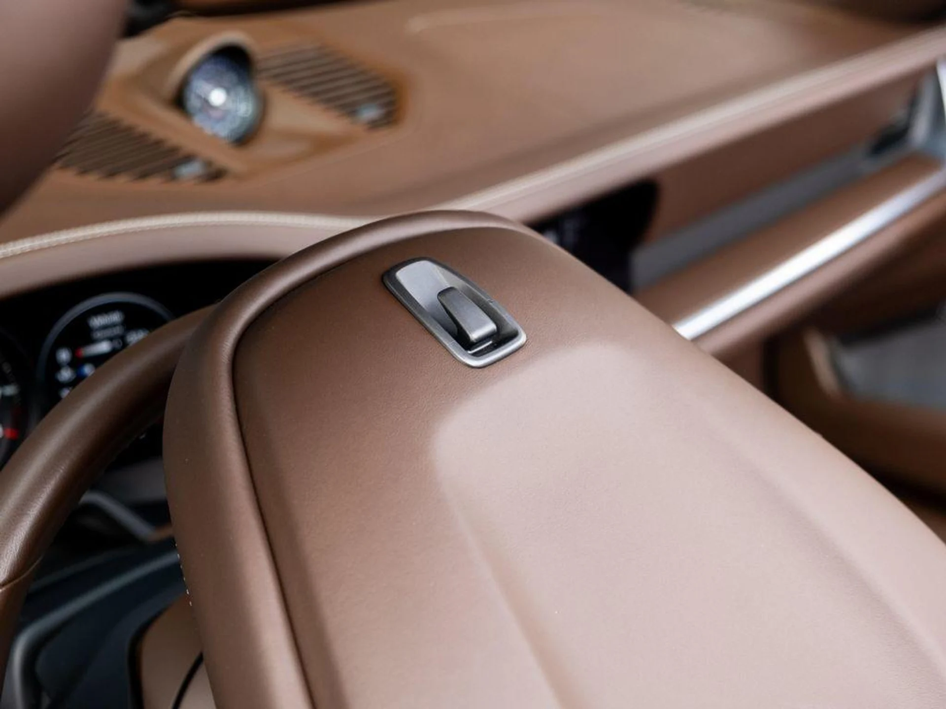 mph020_3995609212_jk1ge_Kkv_V8_BK_4_Fn2ae_dwzp6bc_E_918dfd1246