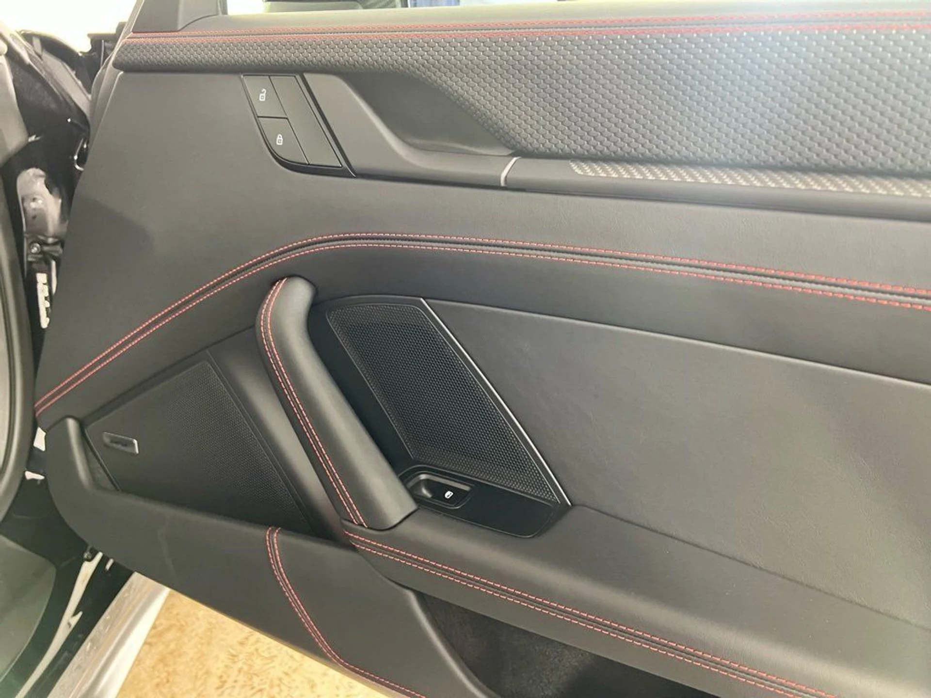 mph020_3999523068_1ccd46cfb6a931d6ed025a5e8d0e1913_fe2846764e