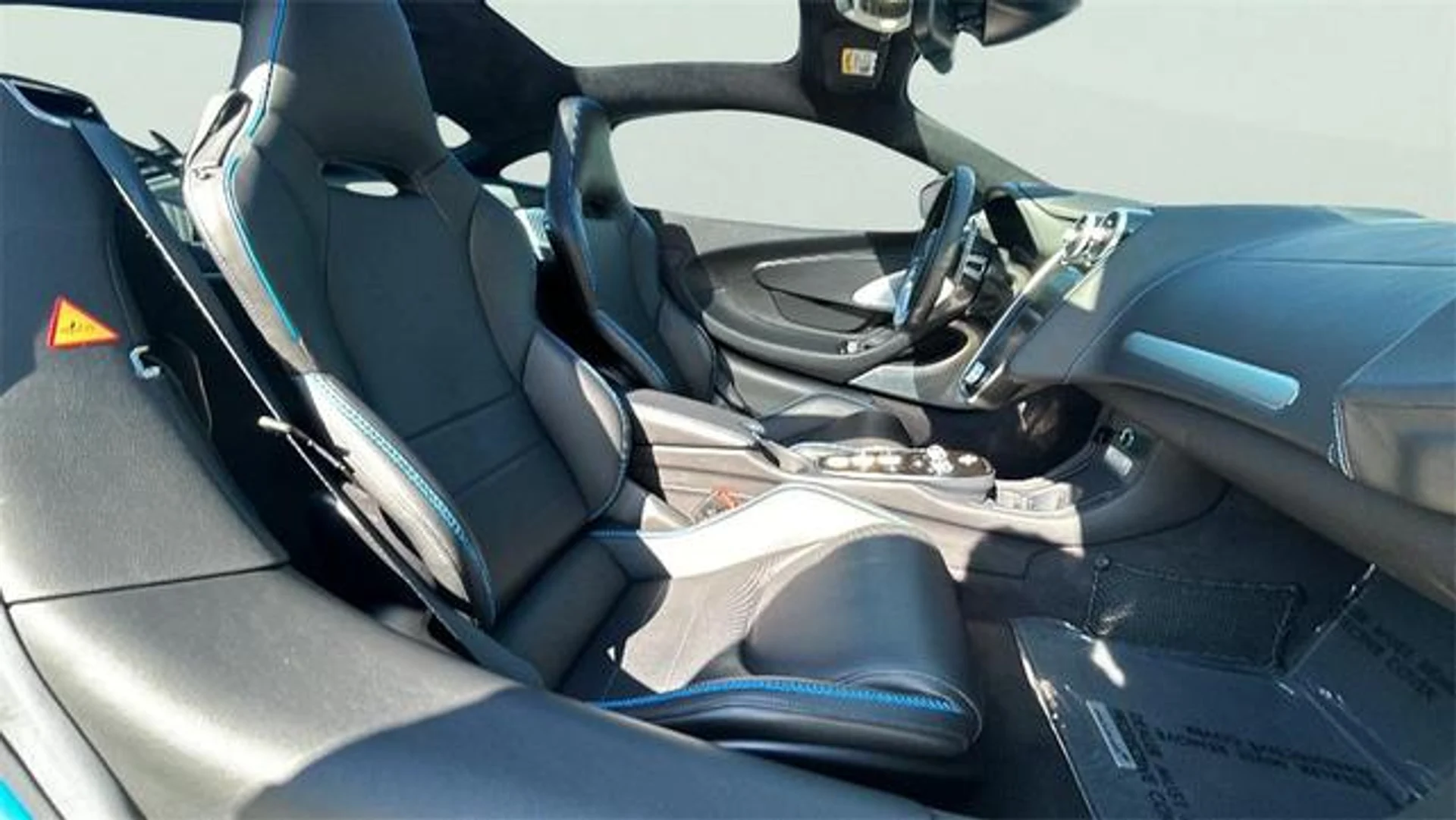 mph020_3yab_Fl7_H_Fr_MB_0_Kf_IGC_4x_j_AHOI_f6a57392c2