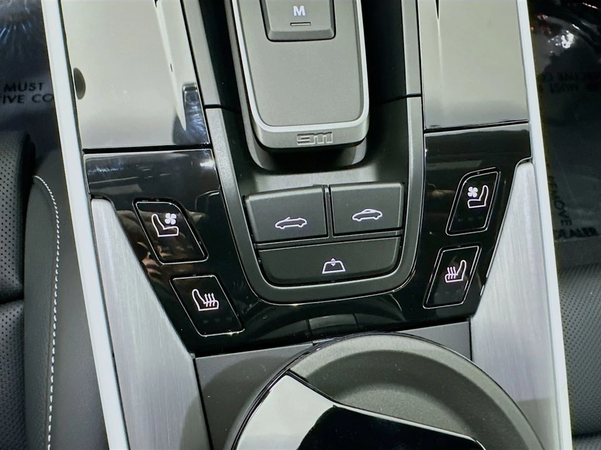 mph020_4000623569_724ecfcb01fd6e39801bf526bca2126ax_ccc63257b0