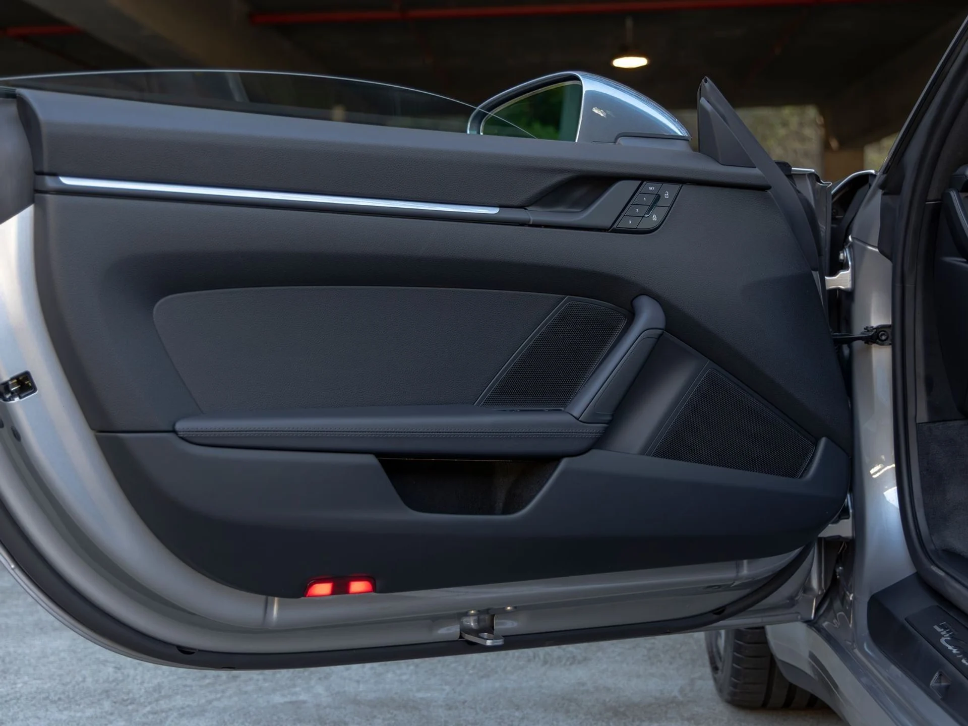 mph020_400081540_21_8efe6c89a9