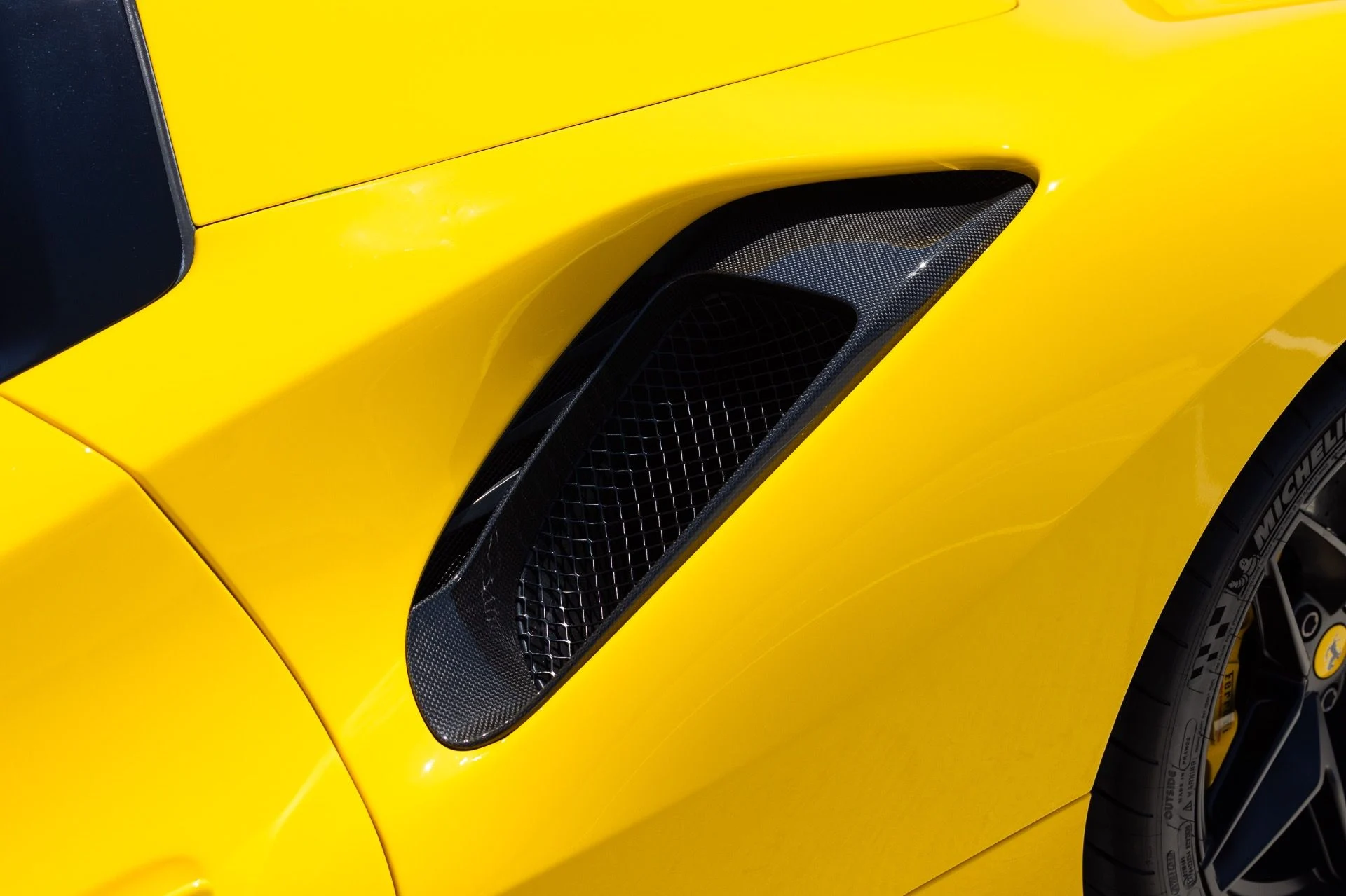 mph020_4003589372_Used_2020_Ferrari_488_Pista_Spider_1785218764_e891f758c0