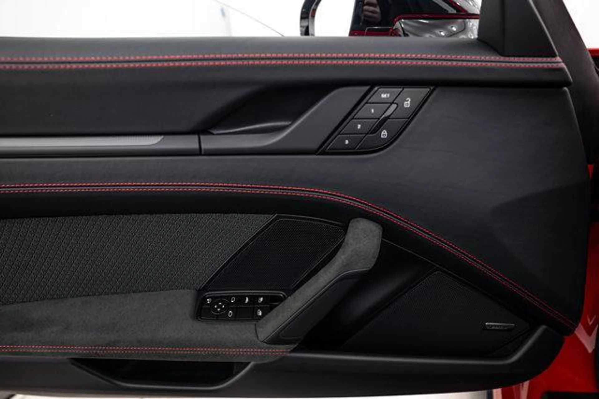 mph020_4008092492_O_Jd6_ZN_Tof_A_Er9_PV_Rx_G7l4r_U0v_g_5b6831b157