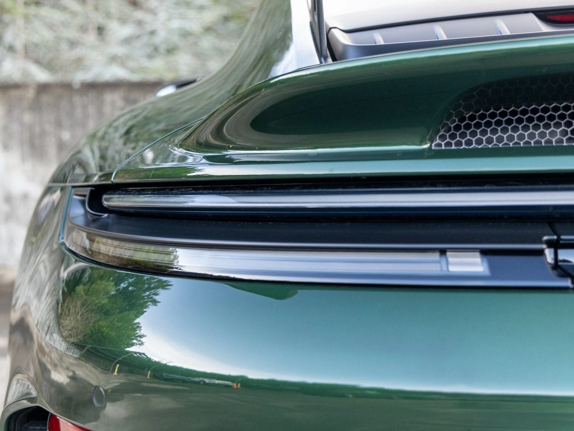 mph020_401709961_21_03991f6092