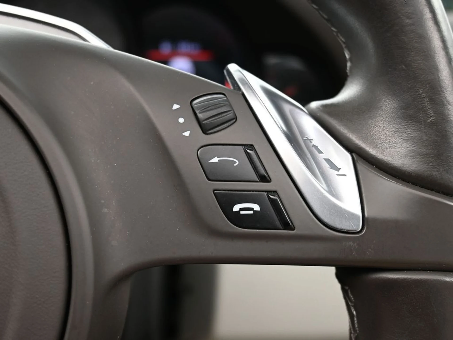 mph020_4019660782_e1b6b0dfe1f5592068af83f74df94ad3_7959a06109