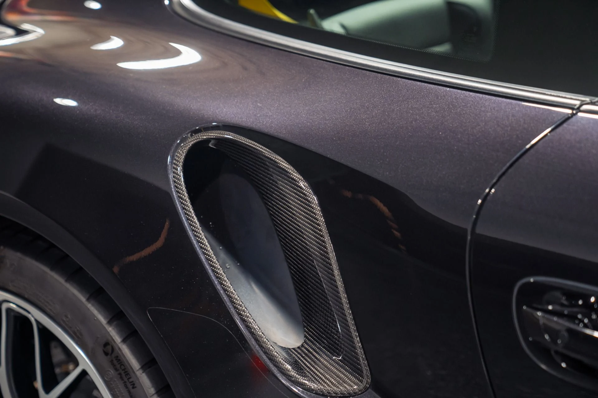 mph020_4025871731_Used_2014_Porsche_911_Turbo_S_Full_Carbon_Kit_1789225154_462095f70a