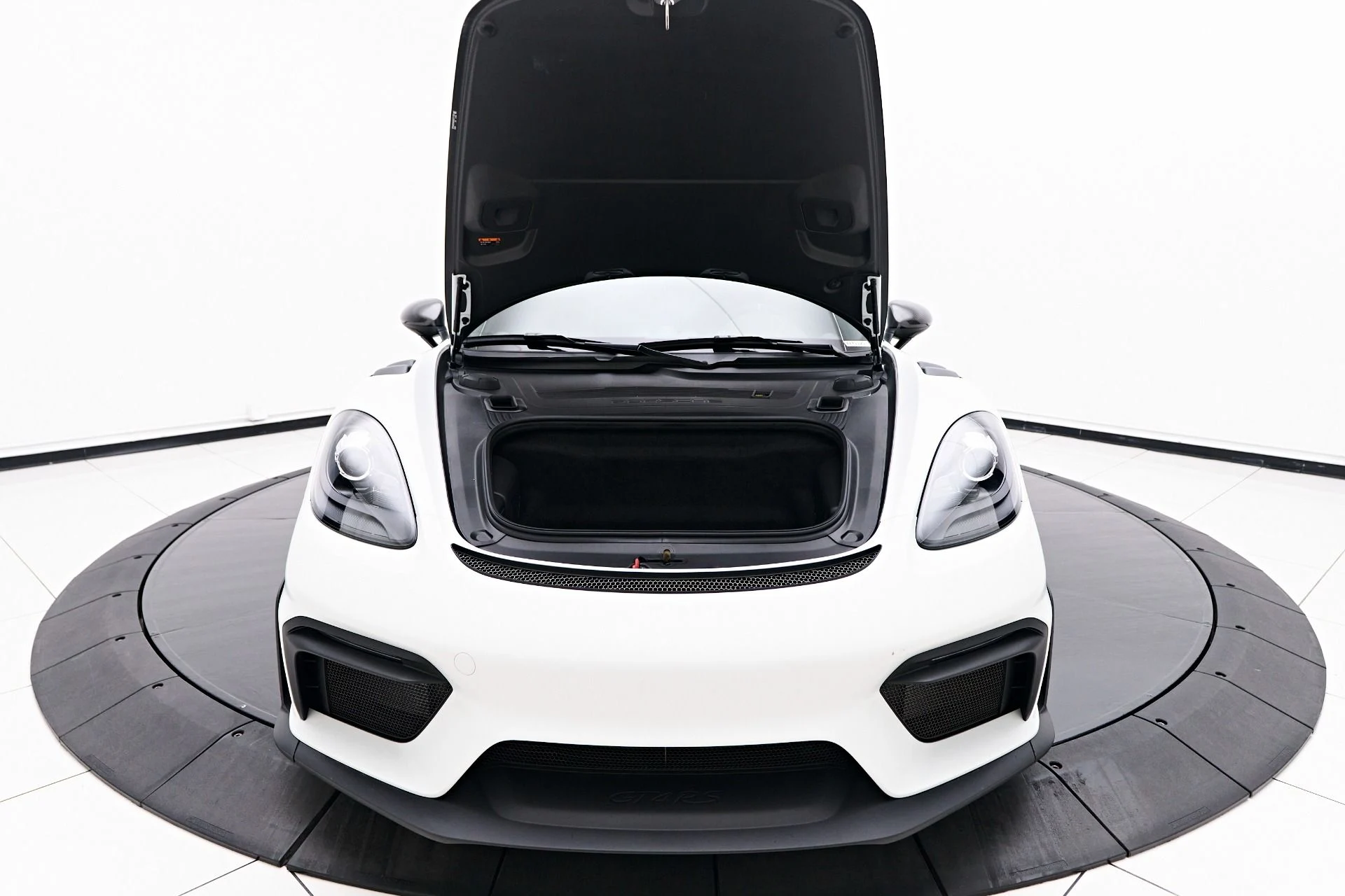 mph020_4029084673_Used_2025_Porsche_718_Cayman_GT_4_RS_1754674090_4aa3ec9805