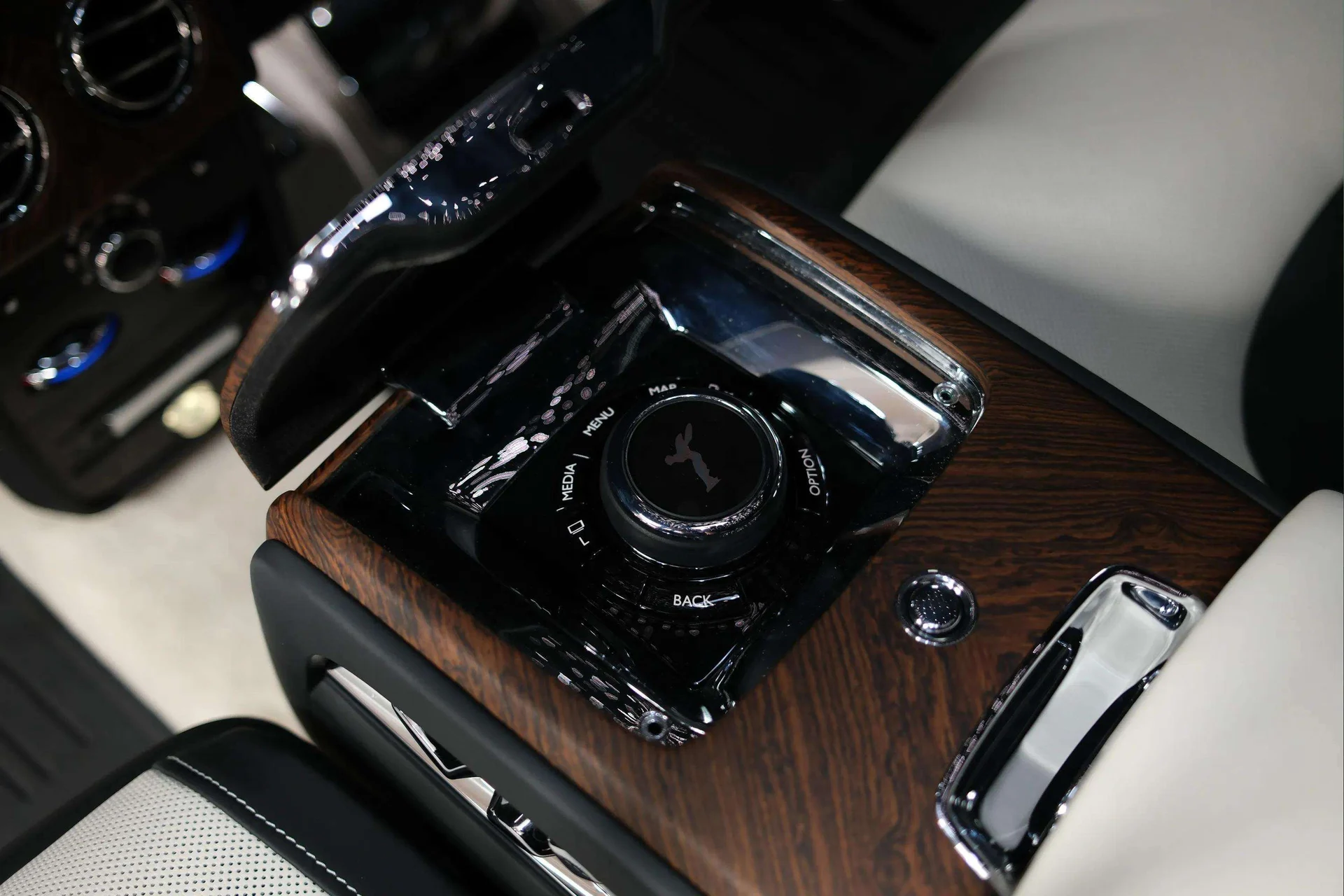 mph020_4029236717_c24aed92_1d53_44ee_9f5b_0f0e931350cc_2da3e1d5d4