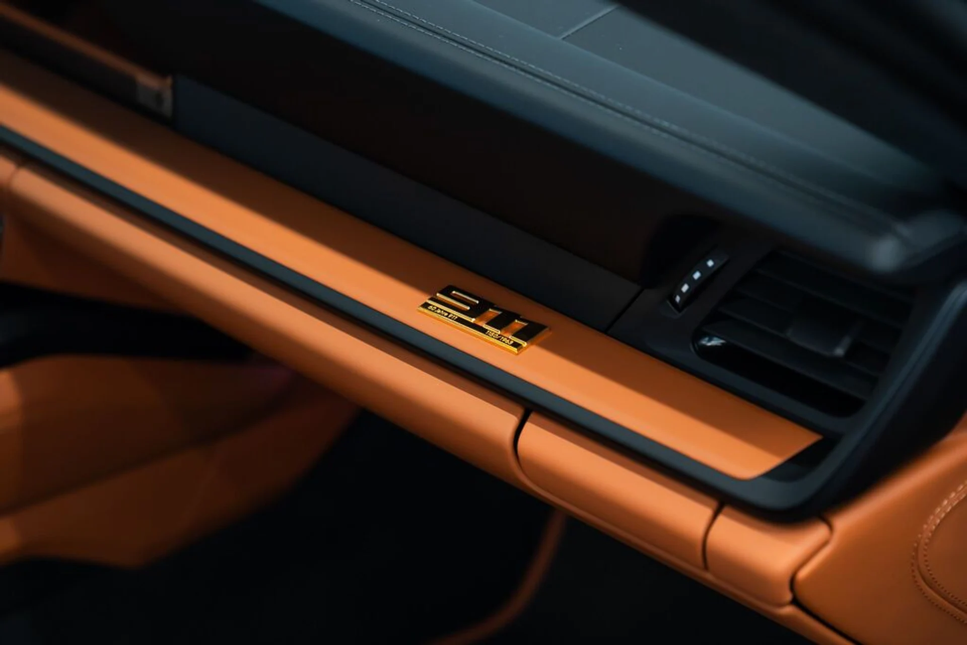 mph020_4029762466_porsche_911_2024_jpg_v_1773863537_1a0c8d695f