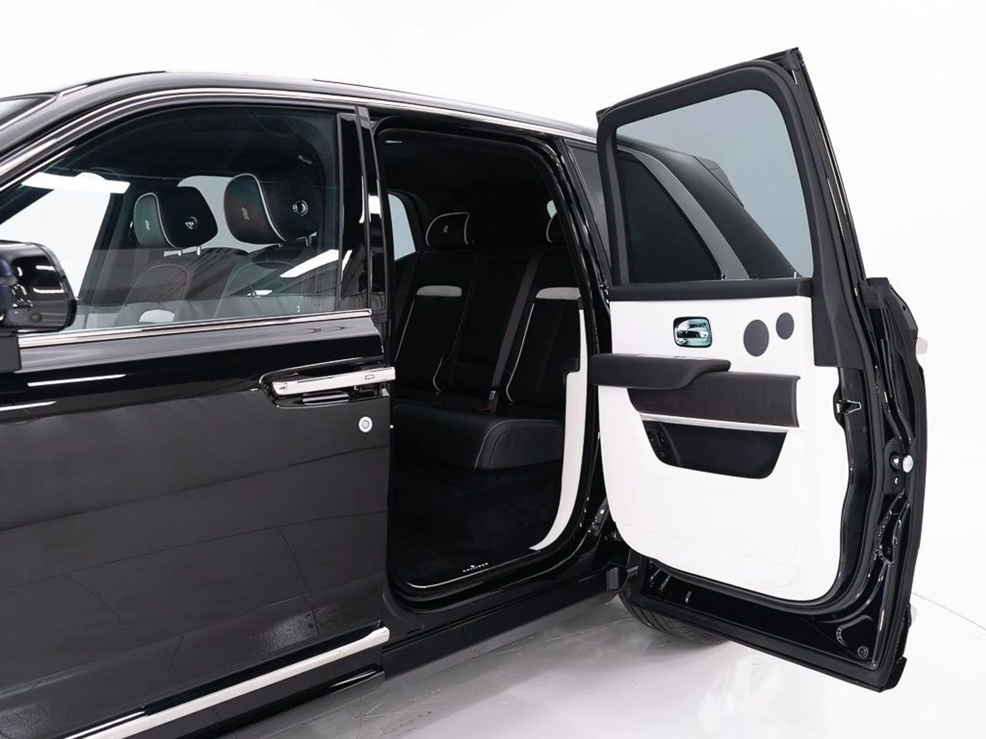 mph020_4036572323_4f80545475eb814fdfe88d945026f283_3f554c36e9