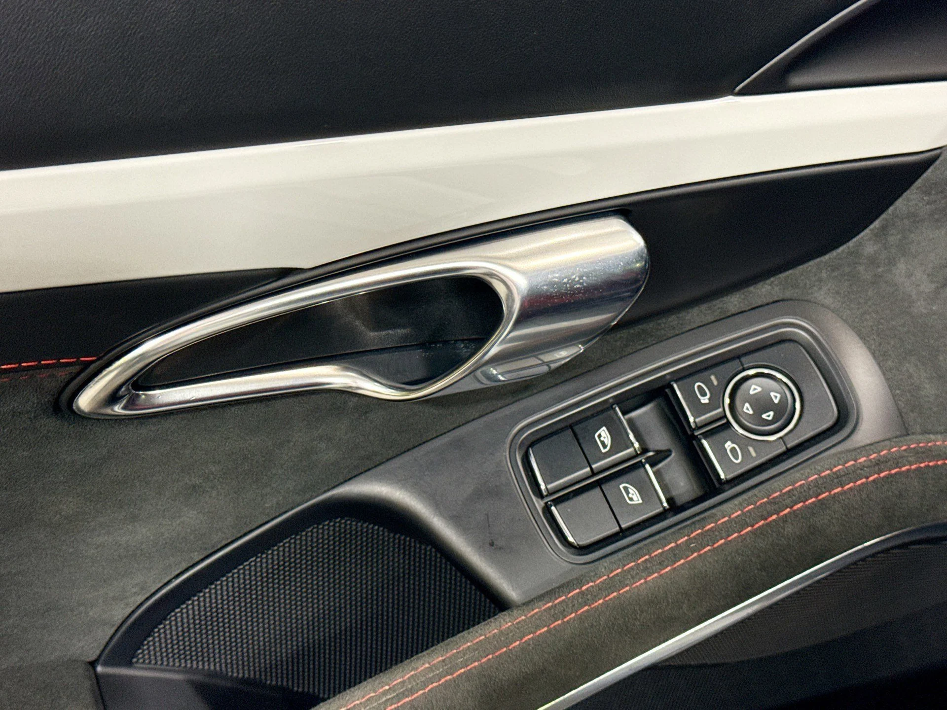 mph020_4038288369_230281fdc88ec76af5cd32737bce304c_7ea80f61d3