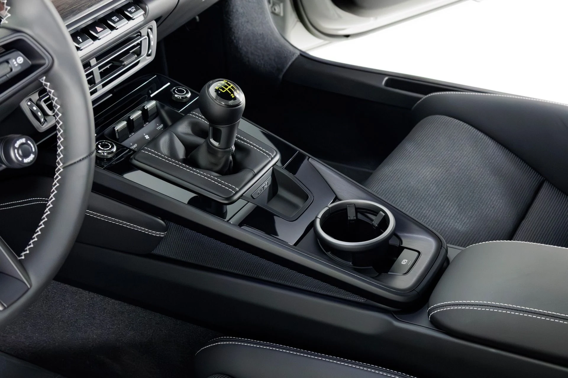 mph020_4039003476_Used_2024_Porsche_911_GT_3_Touring_1767999905_cbcb2b147b