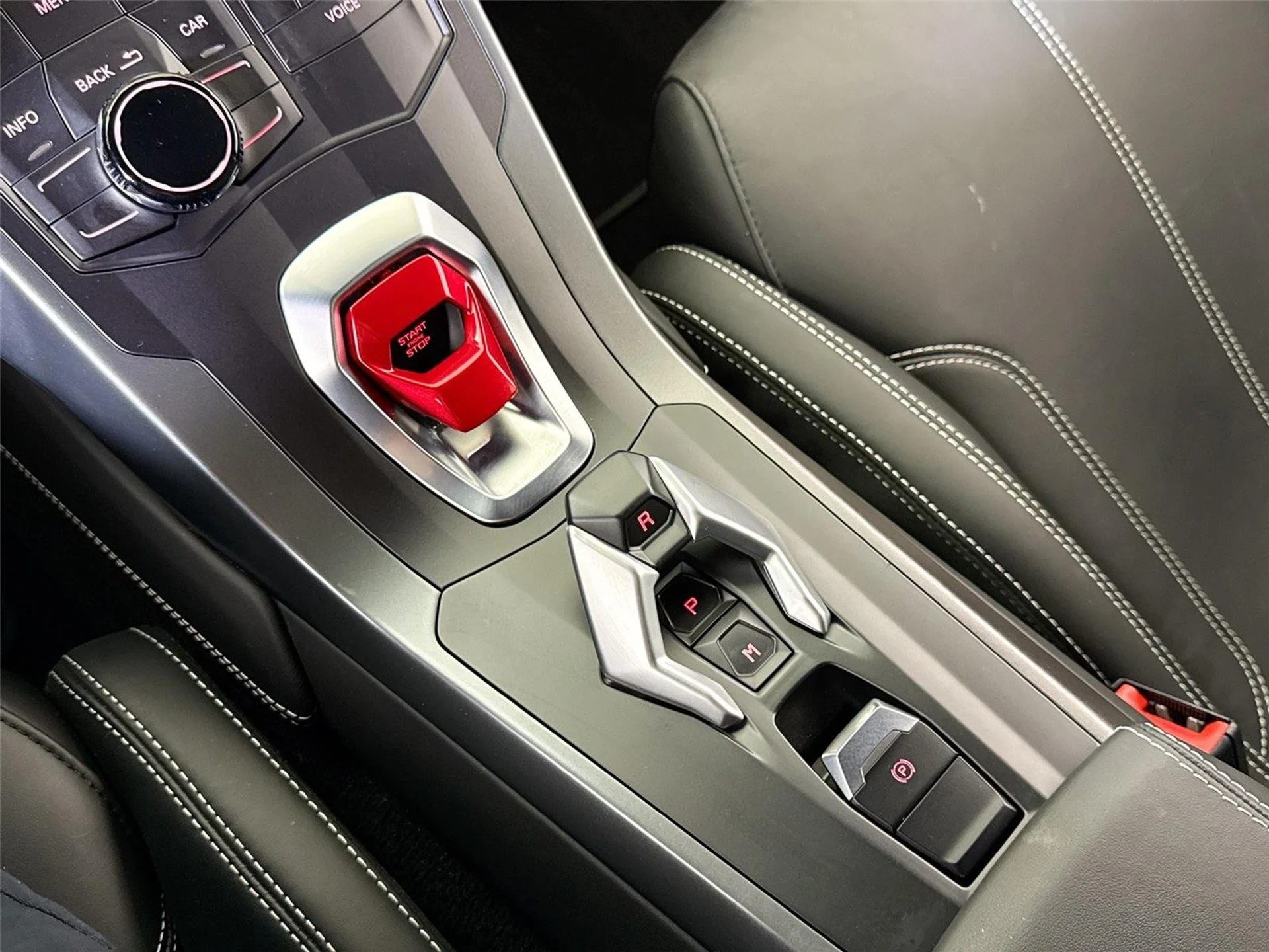 mph020_4042421433_914b88dbe2407a308ef14240627f5930_ca527fba38