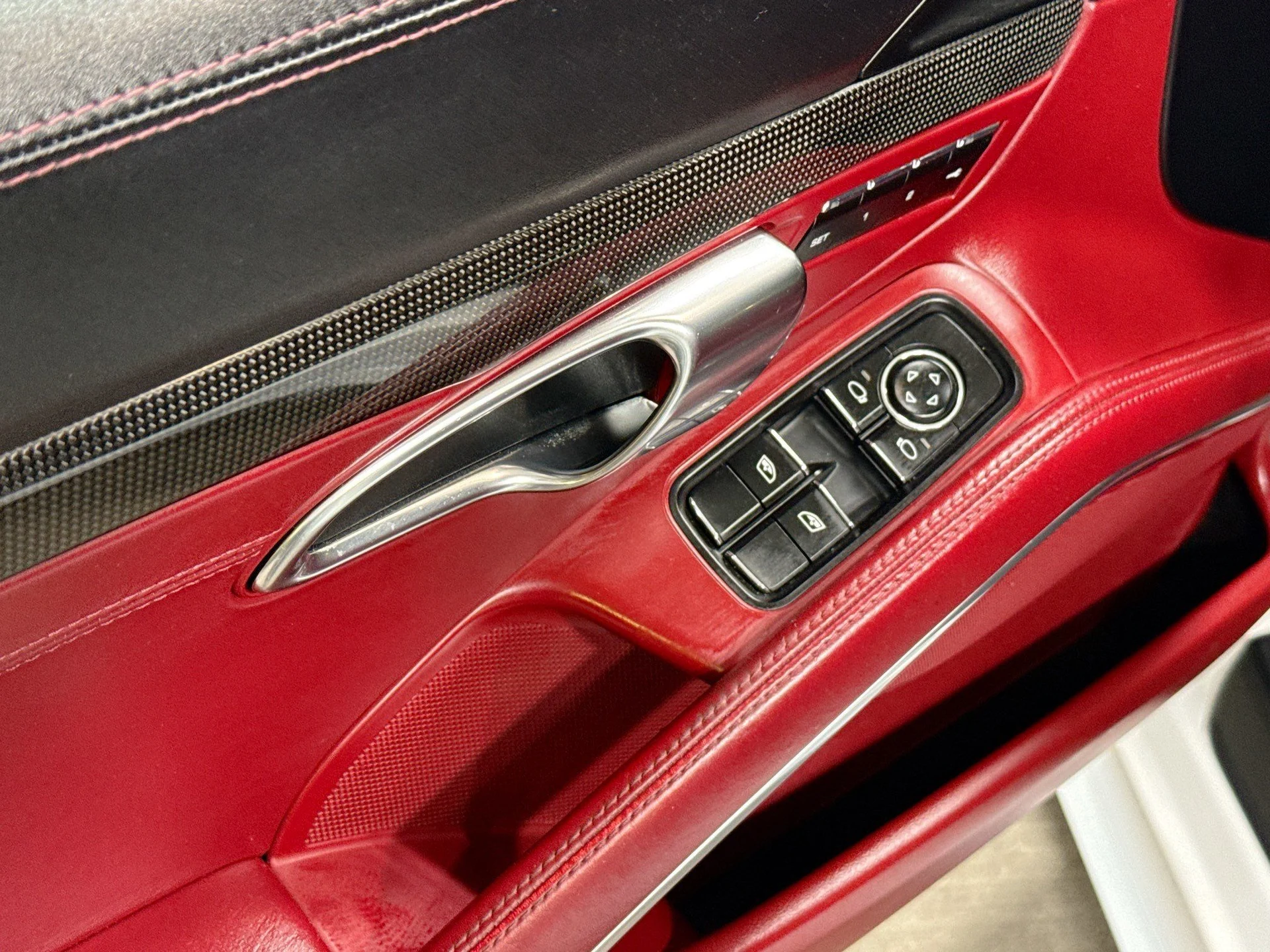 mph020_40427954_a751d590ee6cd1912bd78dc2b650a960_cf704f6503