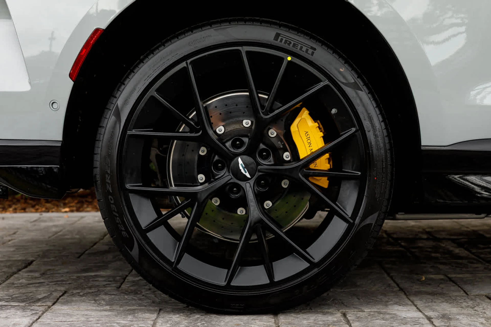 mph020_4046682605_21_1e4fe26e56