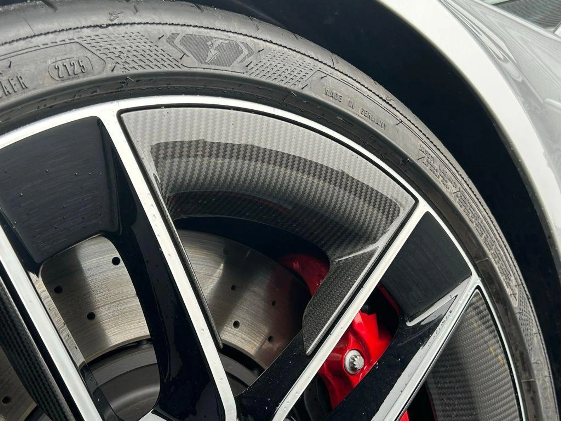 mph020_4050704602_Cmak_Bk_M_Xt_On_MH_Nfk1_Dh17_XR_Ca_J4_ac779ed35f