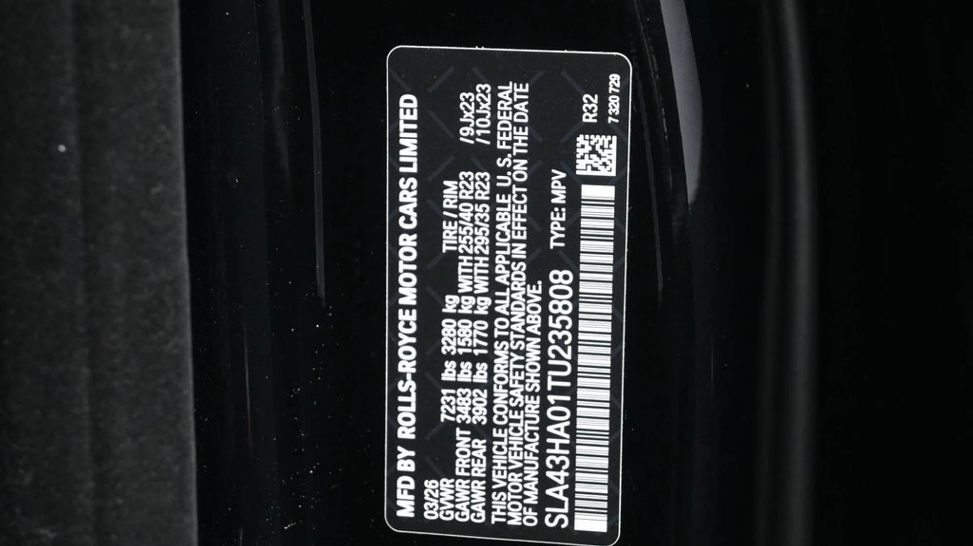 mph020_405638358_ad03b7127e26ce5461de22fe5728459ex_3e2f06185f