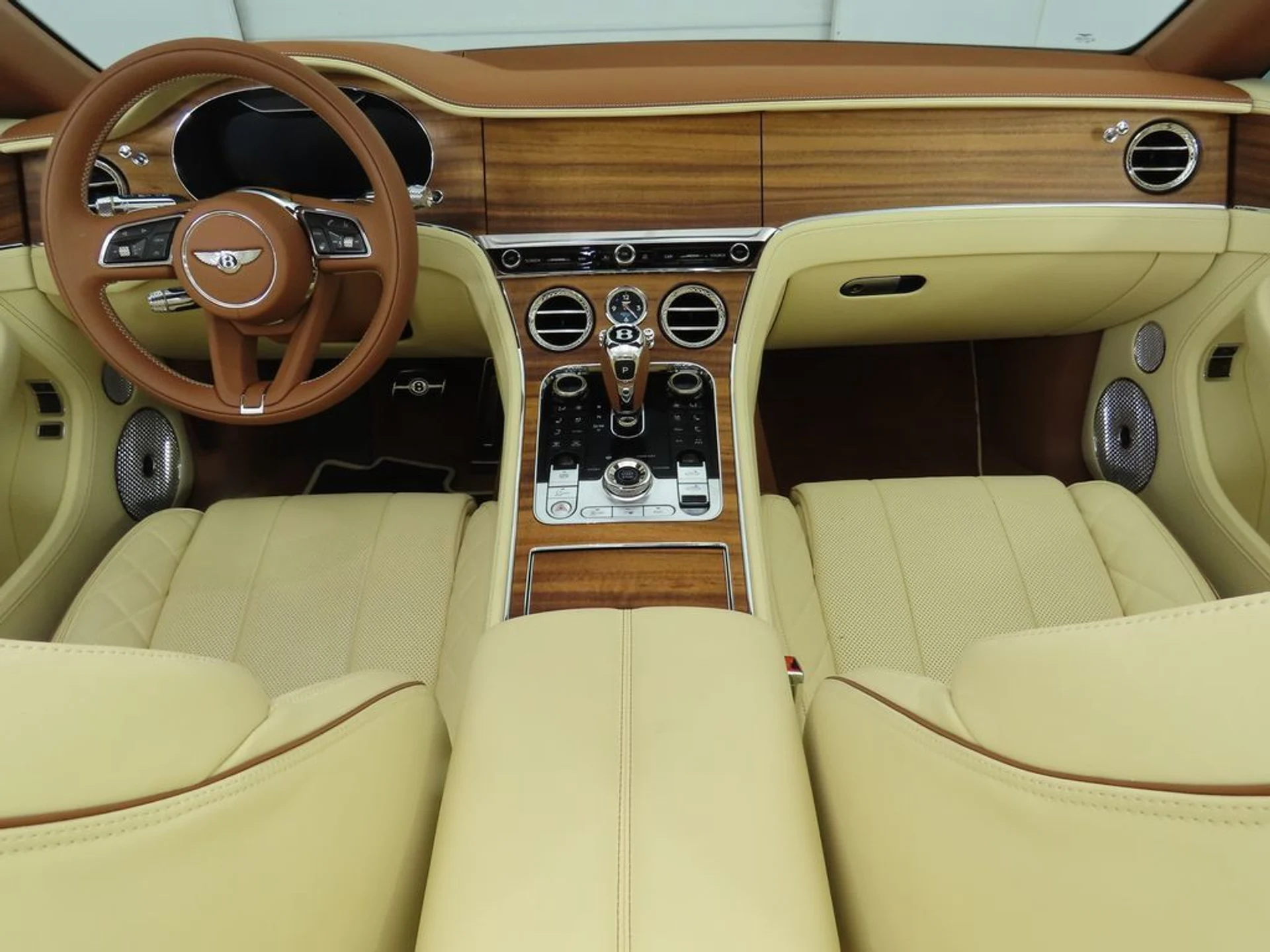 mph020_4059099503_used_2022_bentley_continental_gtmullinerconvertible_8119_22887196_21_1024_461fa614b6