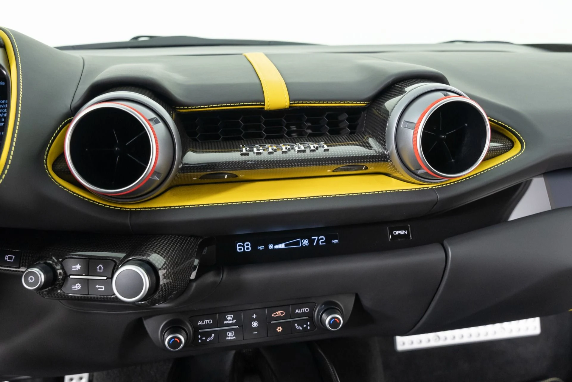 mph020_4060397610_Used_2019_Ferrari_812_Superfast_1719262600_1944c8dab0