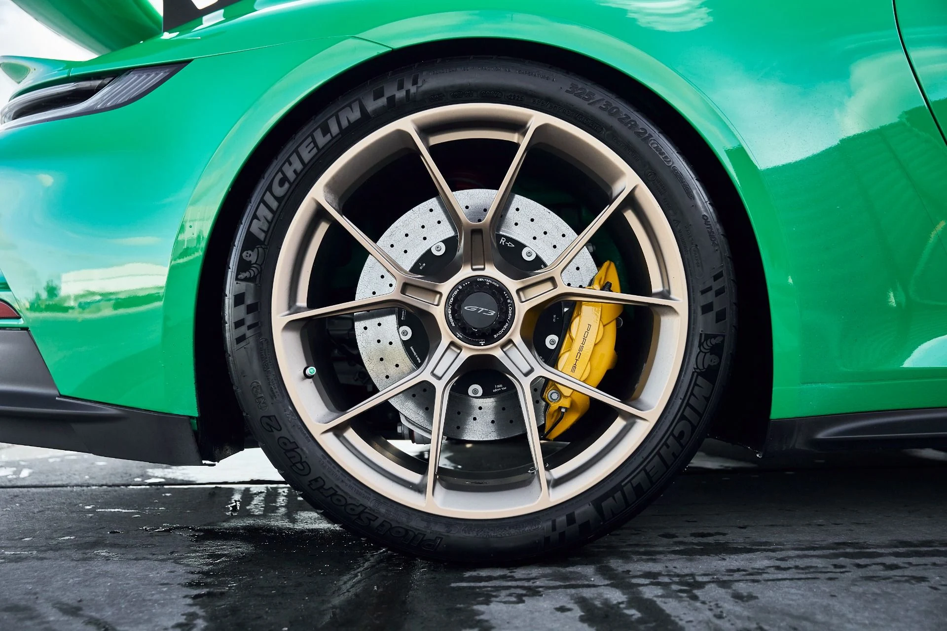 mph020_4060534667_Used_2023_Porsche_911_GT_3_1767403903_674e416d92