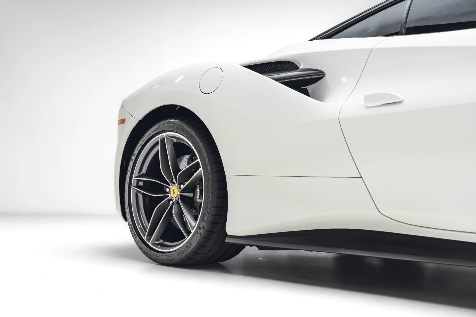 mph020_4066978489_Used_2018_Ferrari_488_GTB_1781823495_d41752e0ad