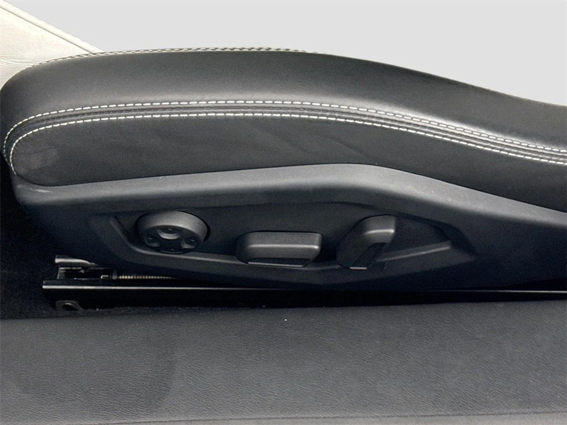 mph020_4080897237_fabf356e6547ce4c017870e5712c6bed_4d99be9366