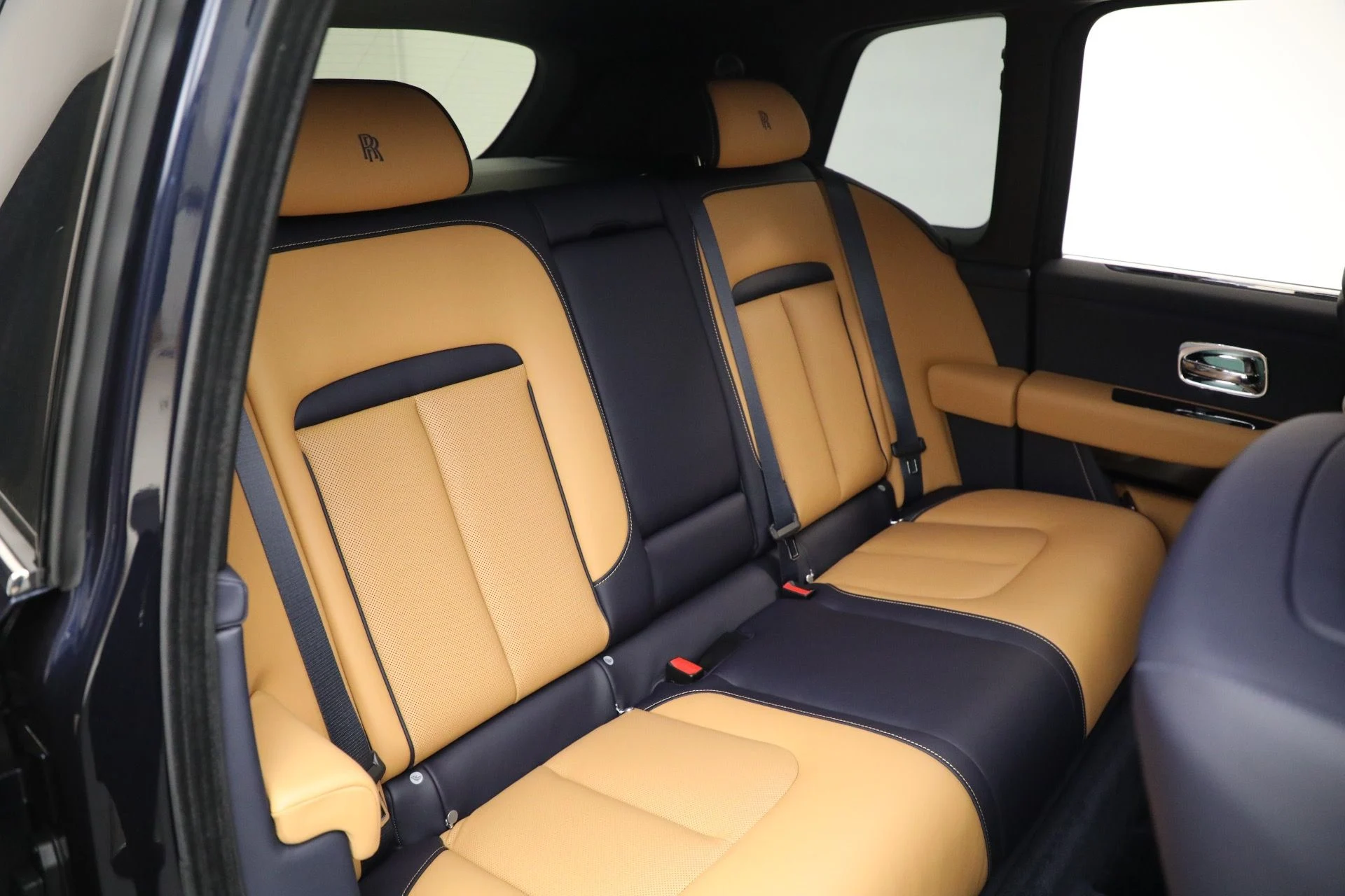 mph020_4085319807_New_2026_Rolls_Royce_Cullinan_b0bc920c82