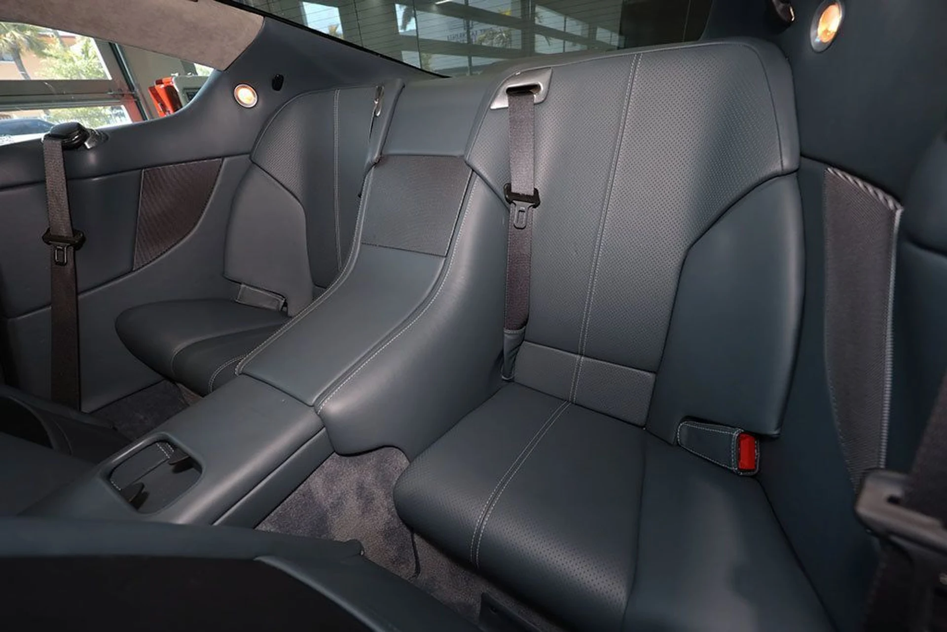 mph020_4090868355_used_2007_aston_martin_db9_2drcoupemanual_9689_21830752_21_1024_a36bf10aad