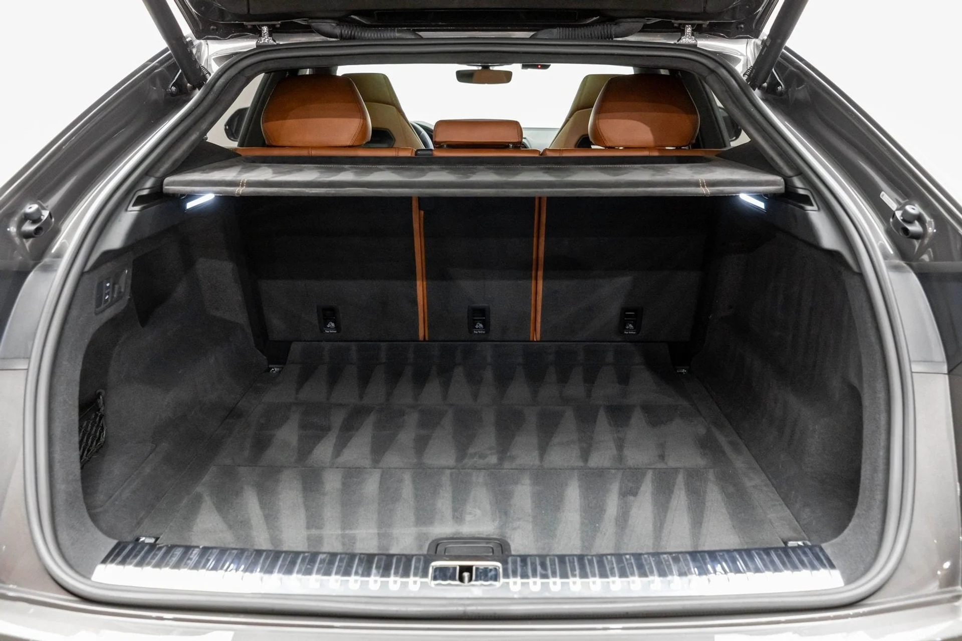 mph020_409281789_21_e25e54416e