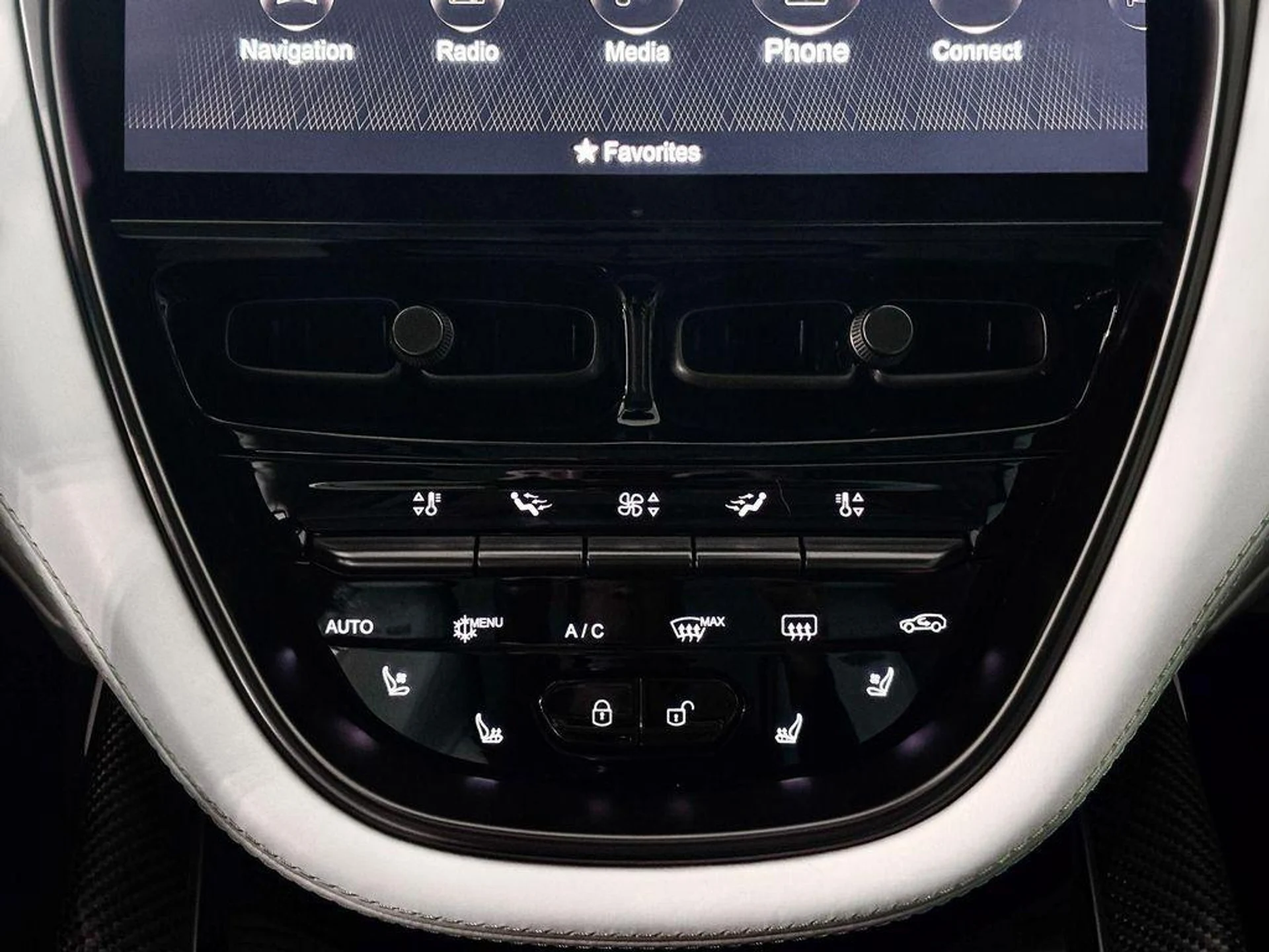 mph020_4094589005_d_Zw068_Px_S_Lai3spst8agbu9i_Mj8_5a1c6ec422