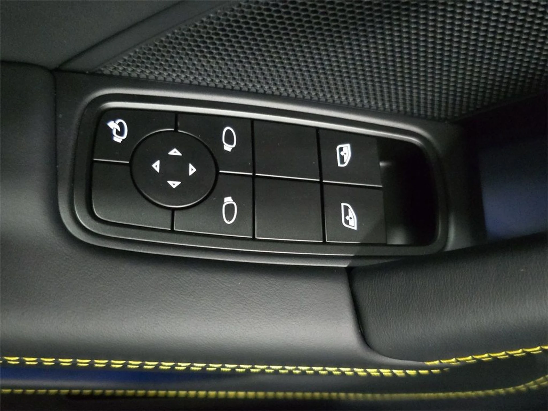 mph020_4105929249_236e9edcc2d0b2772cae9d98bccf257a_0c92999cf5