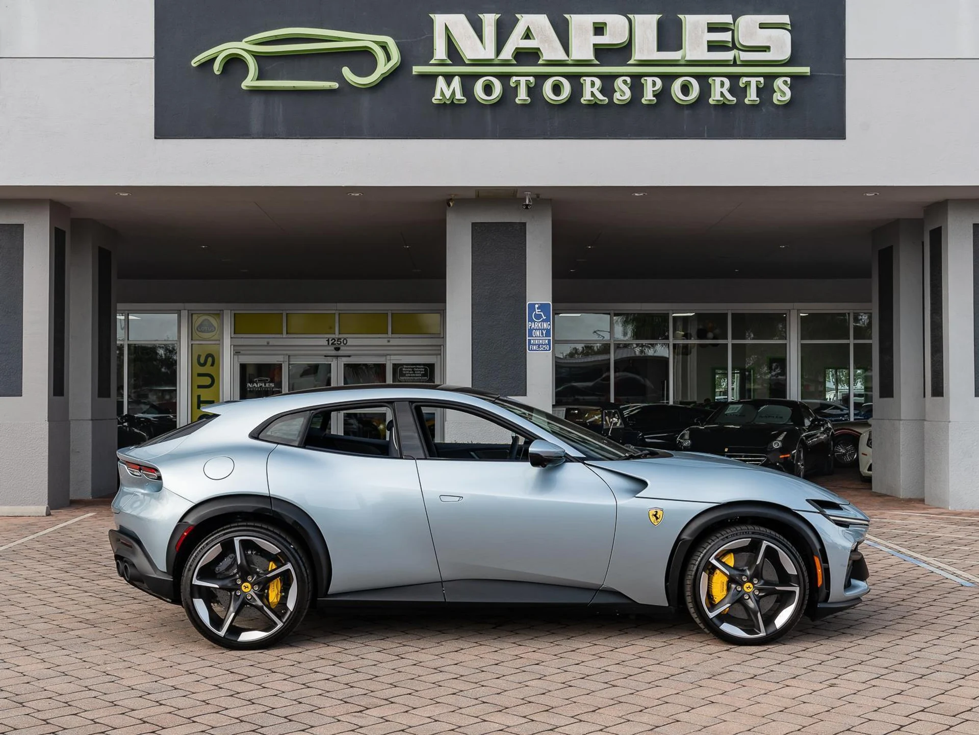mph020_4107719466_Used_2025_Ferrari_Purosangue_AWD_1768385481_5d2e699620