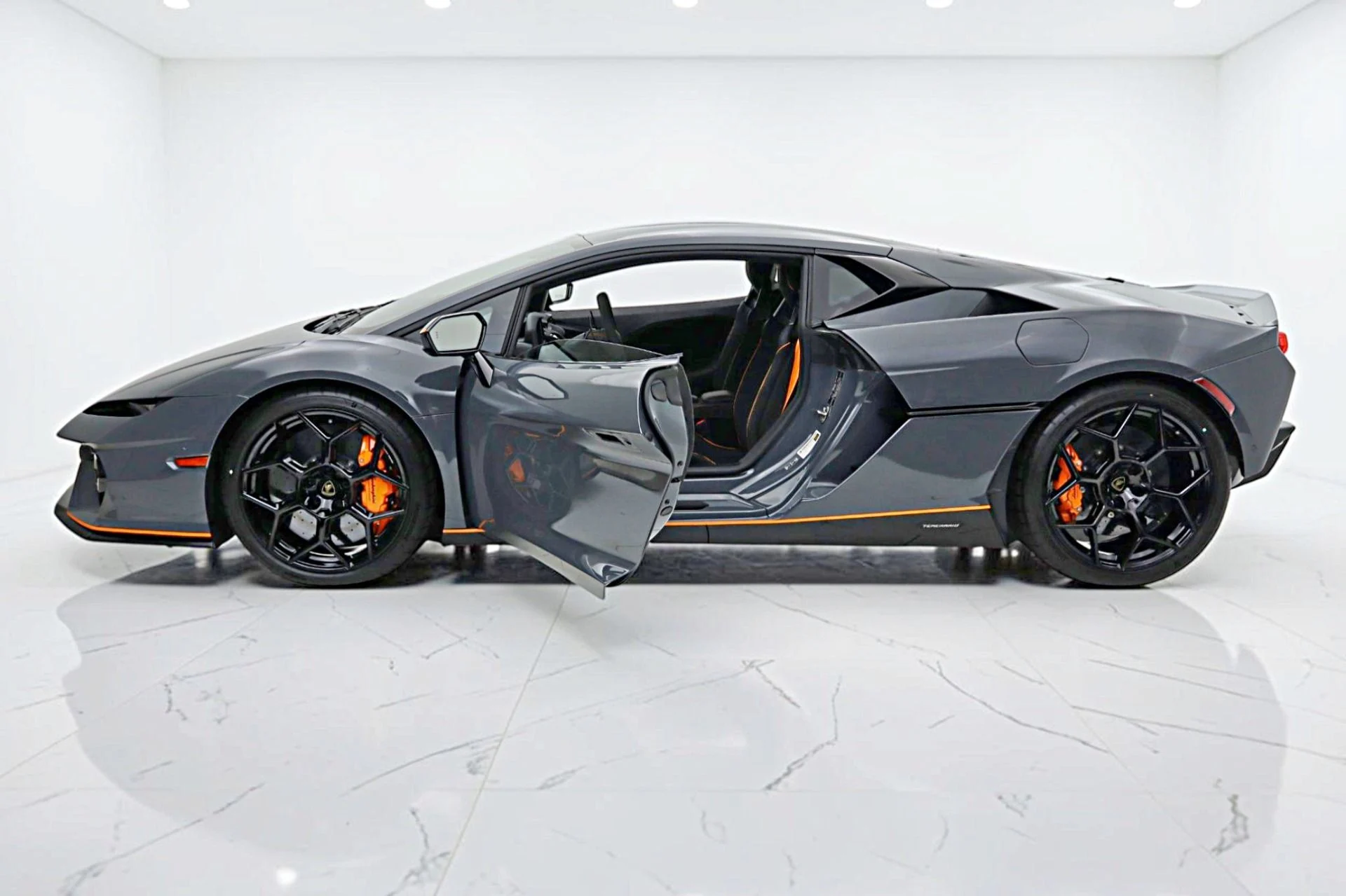 mph020_4110436228_New_2026_Lamborghini_Temerario_652253381f