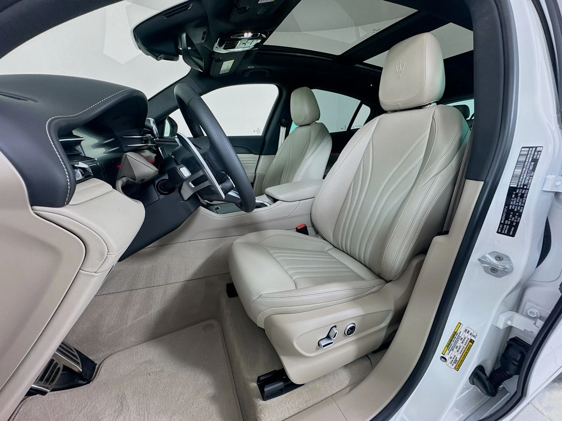 mph020_4117171900_c292d649139c3cc182ee17f4f9cdc95cx_e236d4fd84