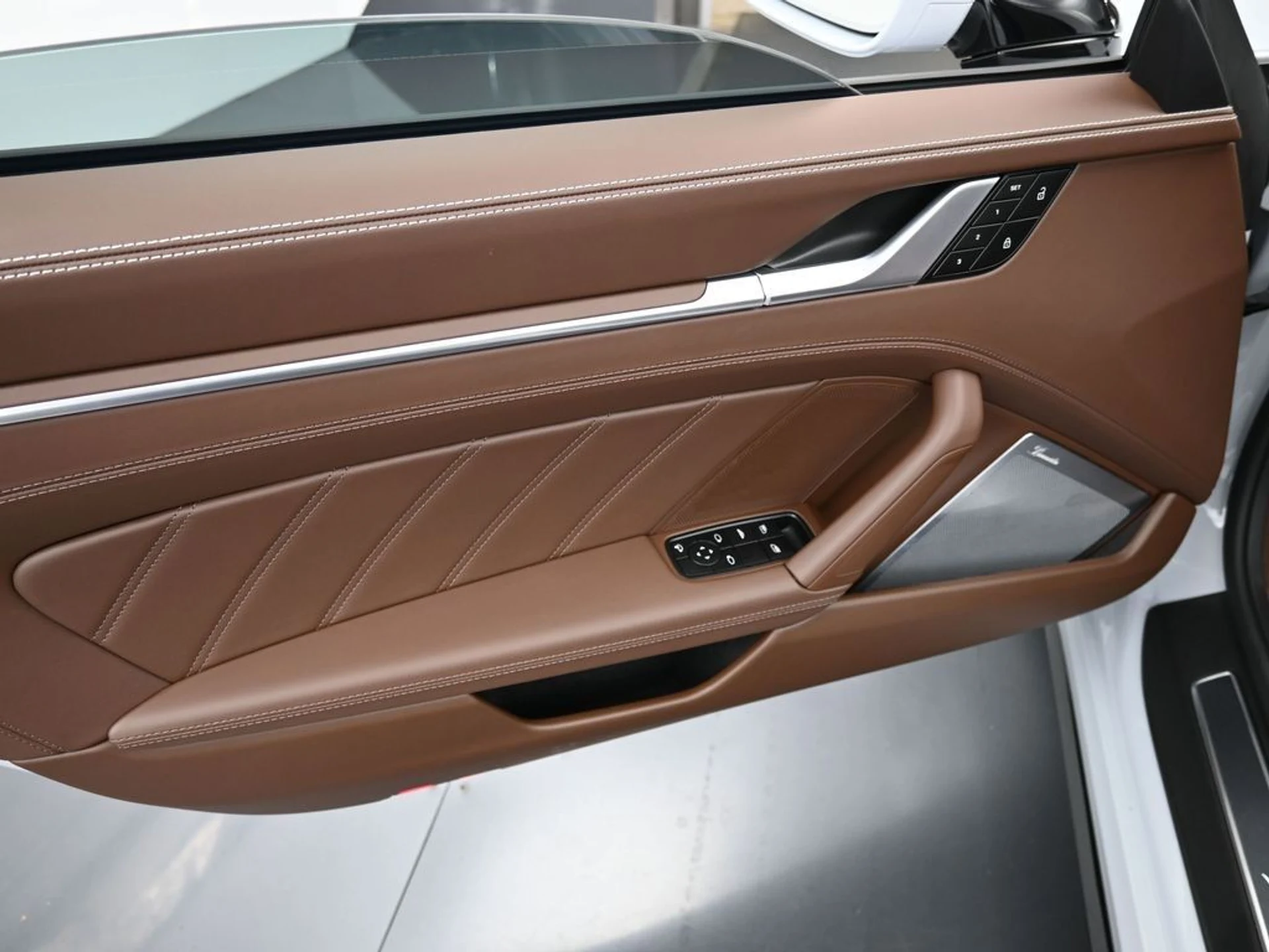 mph020_4134938817_5ad542f0ab897bbf7ef1433b71cbd941_6c5ca2c2e5