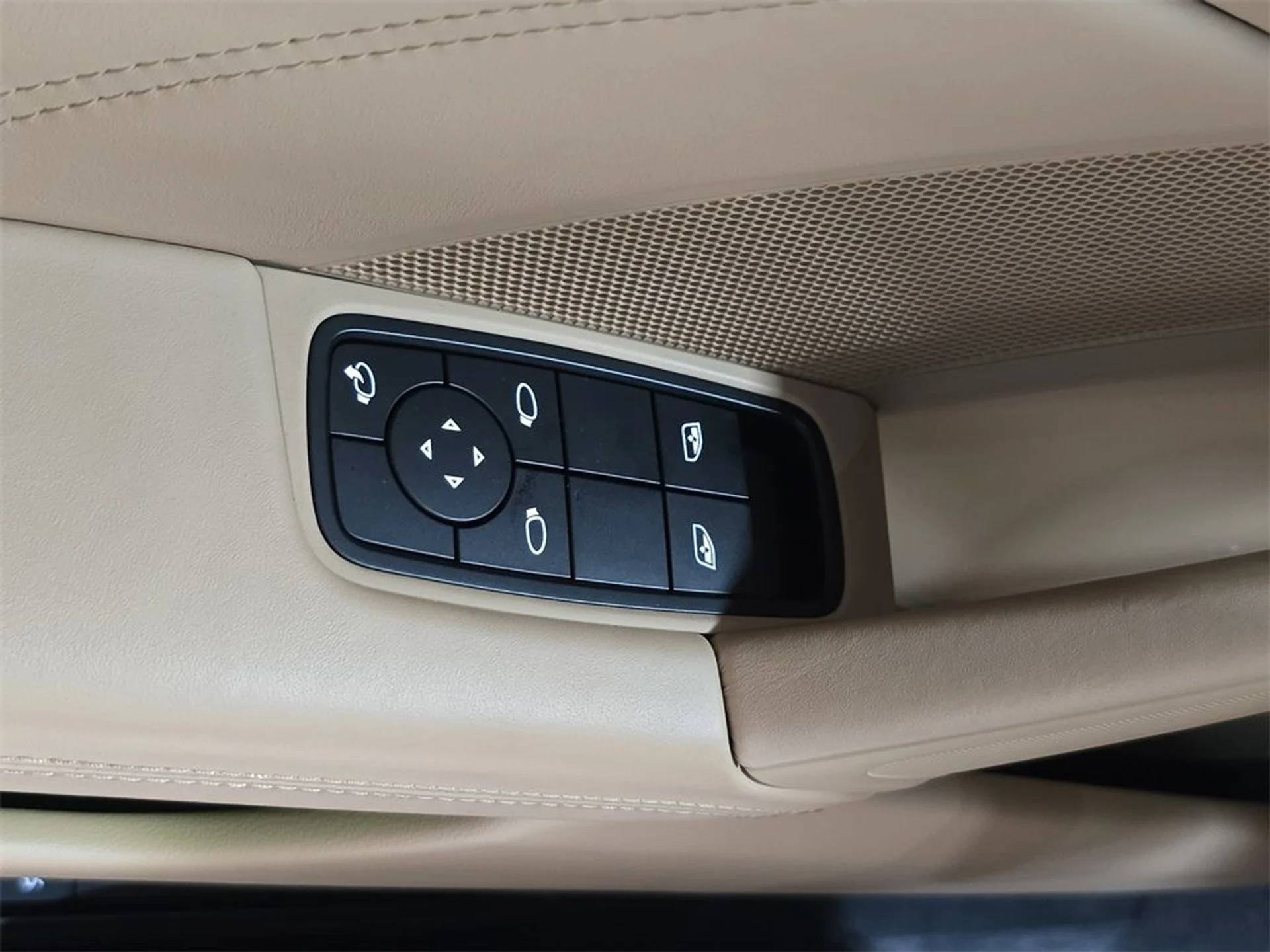 mph020_4135351418_a0c4951d5fa1395355c9ff5a2cf45797_04a09b9daa