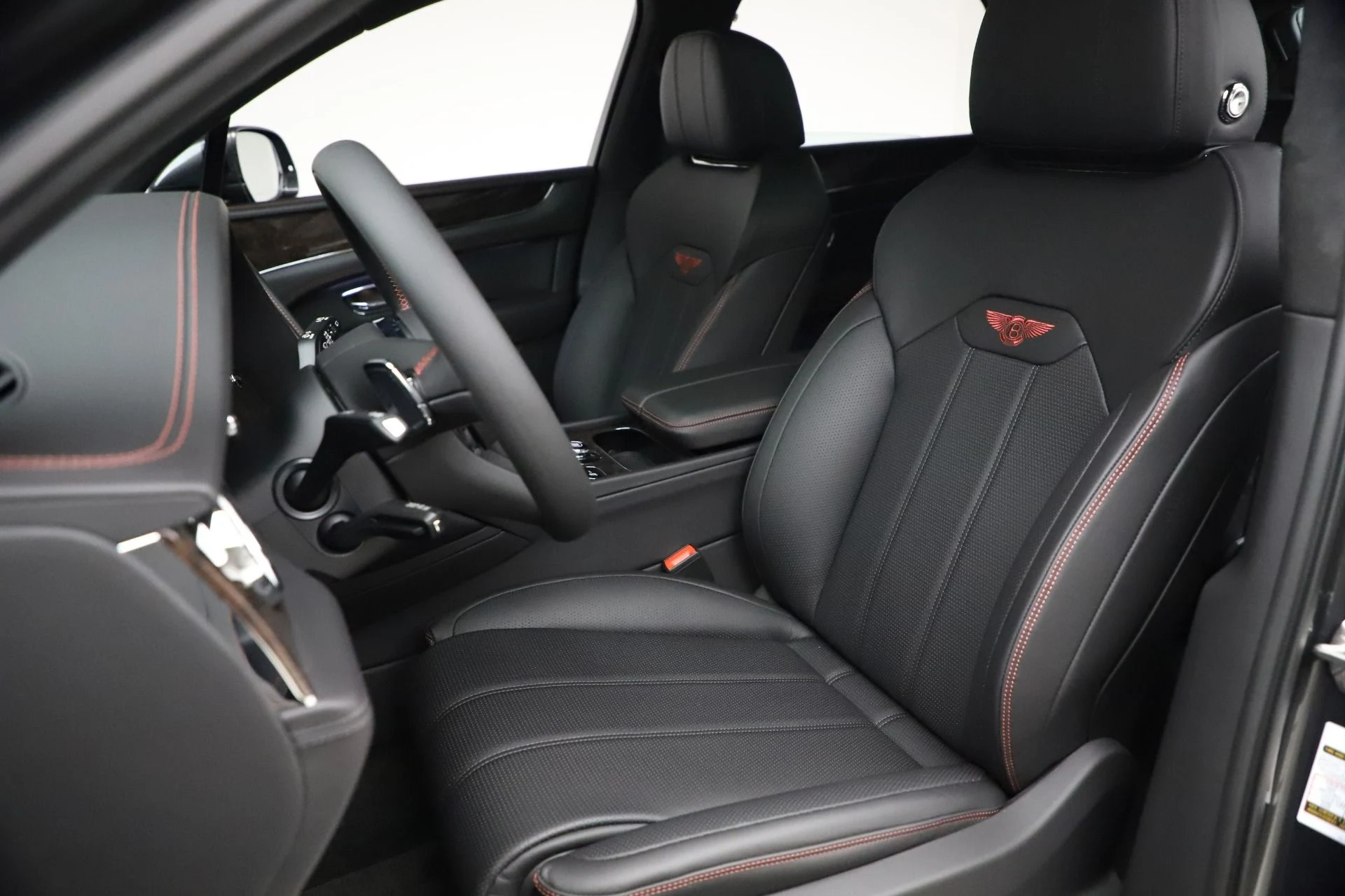 mph020_4144653646_Used_2021_Bentley_Bentayga_V8_1610148203_dd930f502a