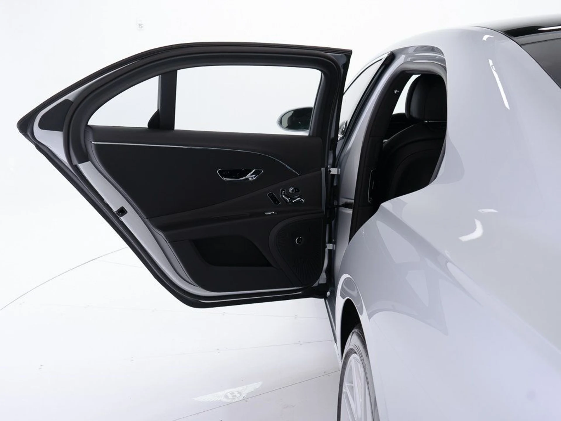 mph020_414622513_c4c2d8f5ee0f86514e6ad46a57283768_5e2c262bab