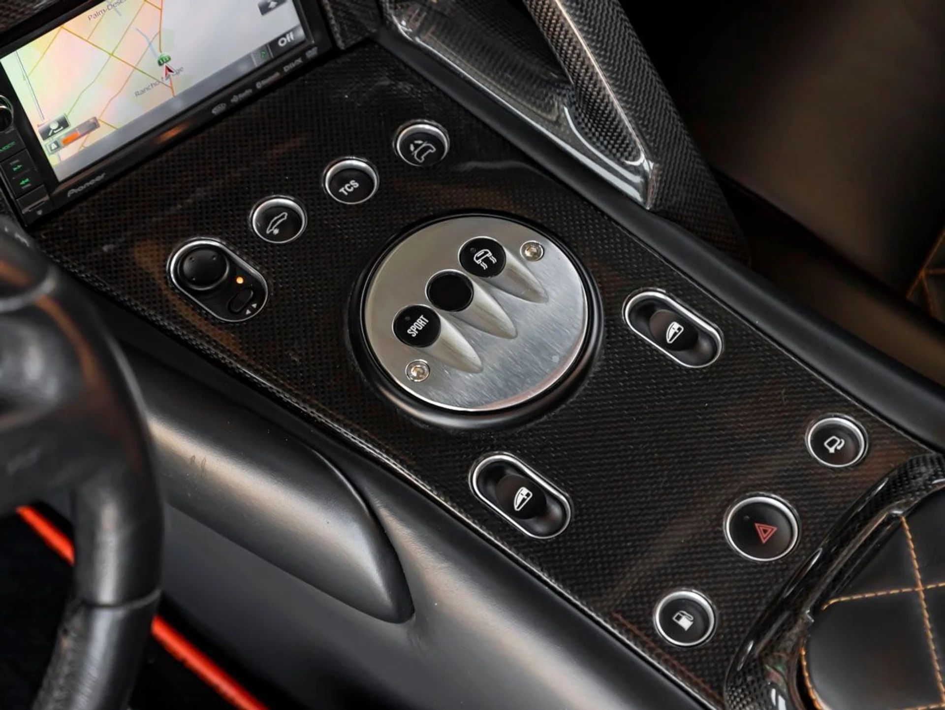 mph020_4149190952_21_e3b10dd68a