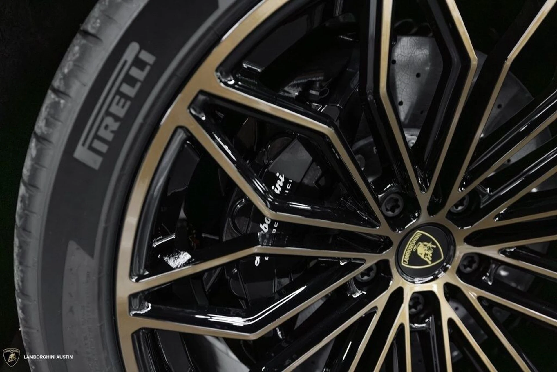 mph020_4149292514_a4e4a27fff0e72f41fdb07f371b4b764x_ce8c9e5e93