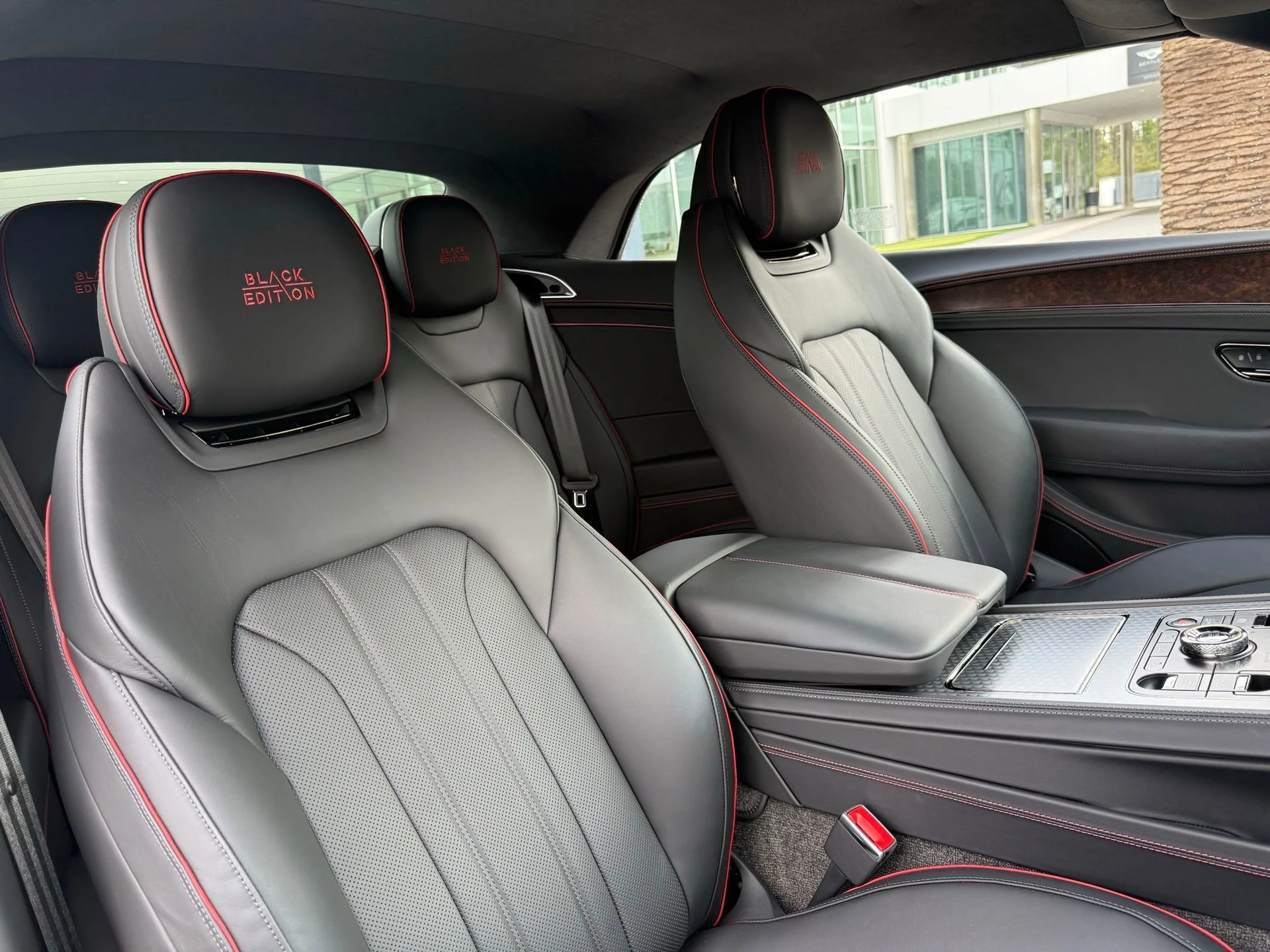 mph020_4150539110_93790b17e71f4ad4a8d912e939a32a6c_8818f9e288