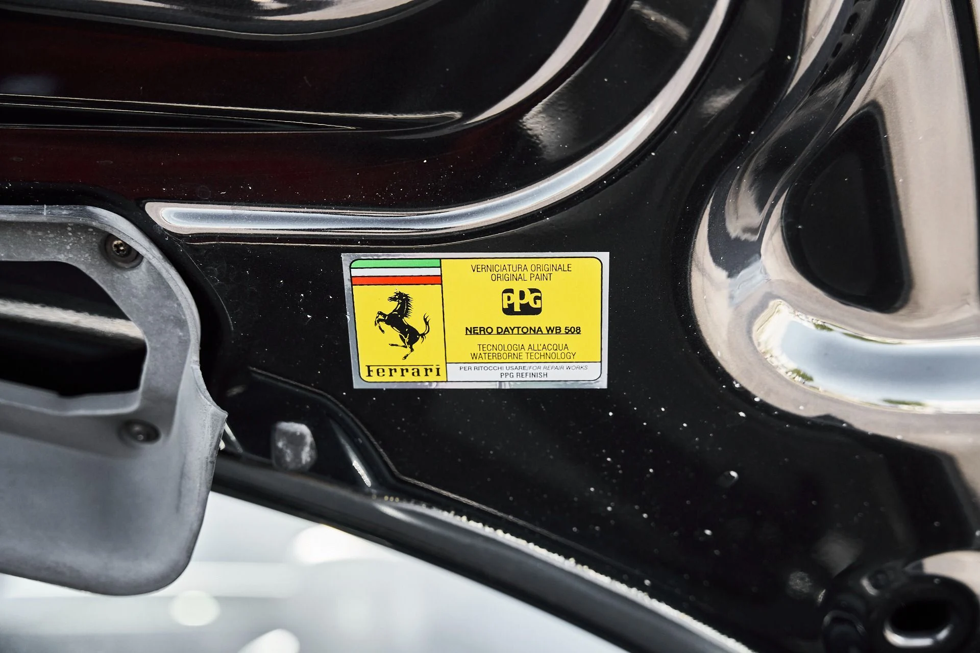 mph020_4158657357_Used_2015_Ferrari_458_Spider_Base_1777010211_ffdb2c3331