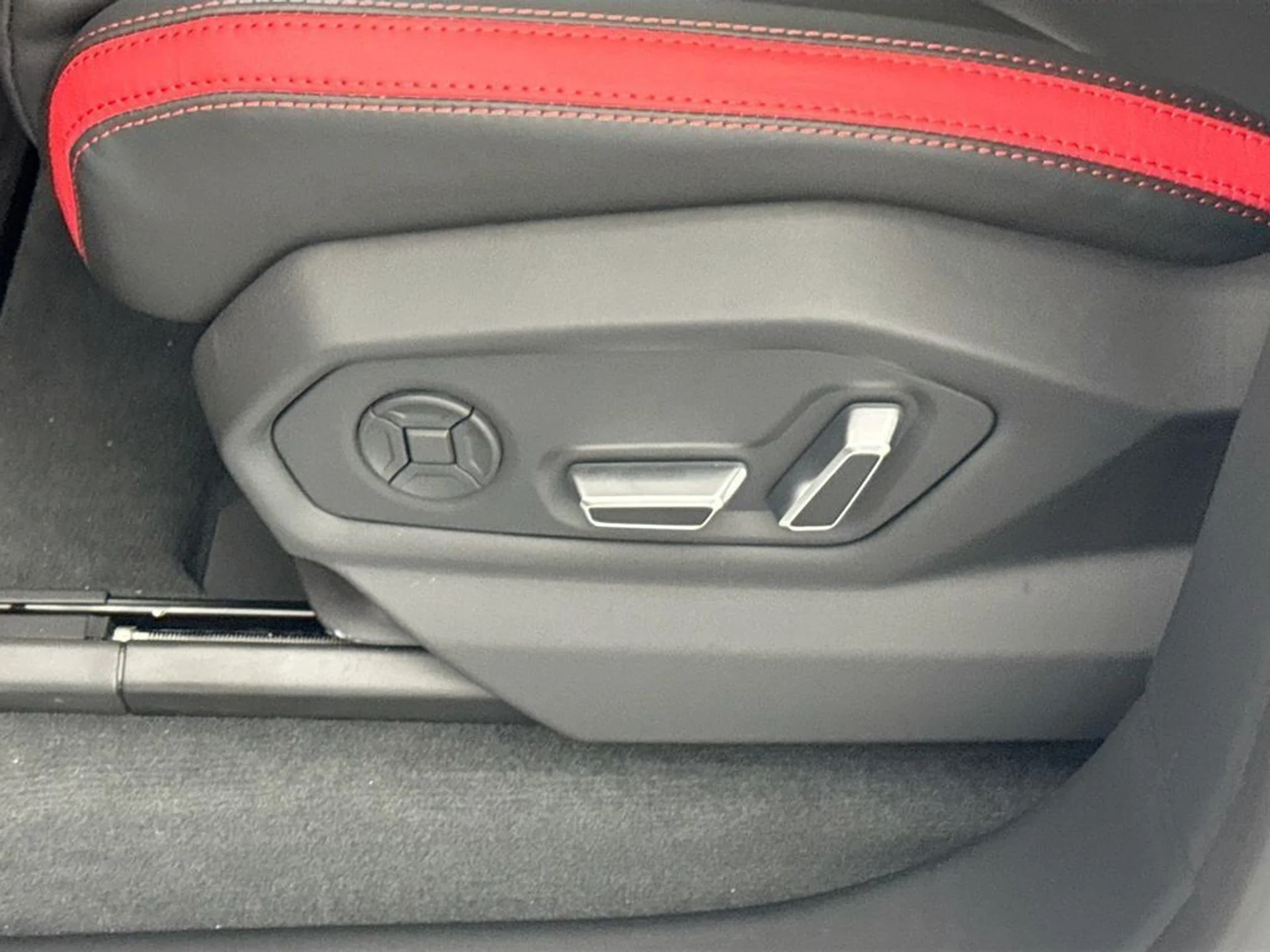 mph020_4162378446_4a0d2d1bed0b4111eed62e74bb4519e5_7dfa6a0208